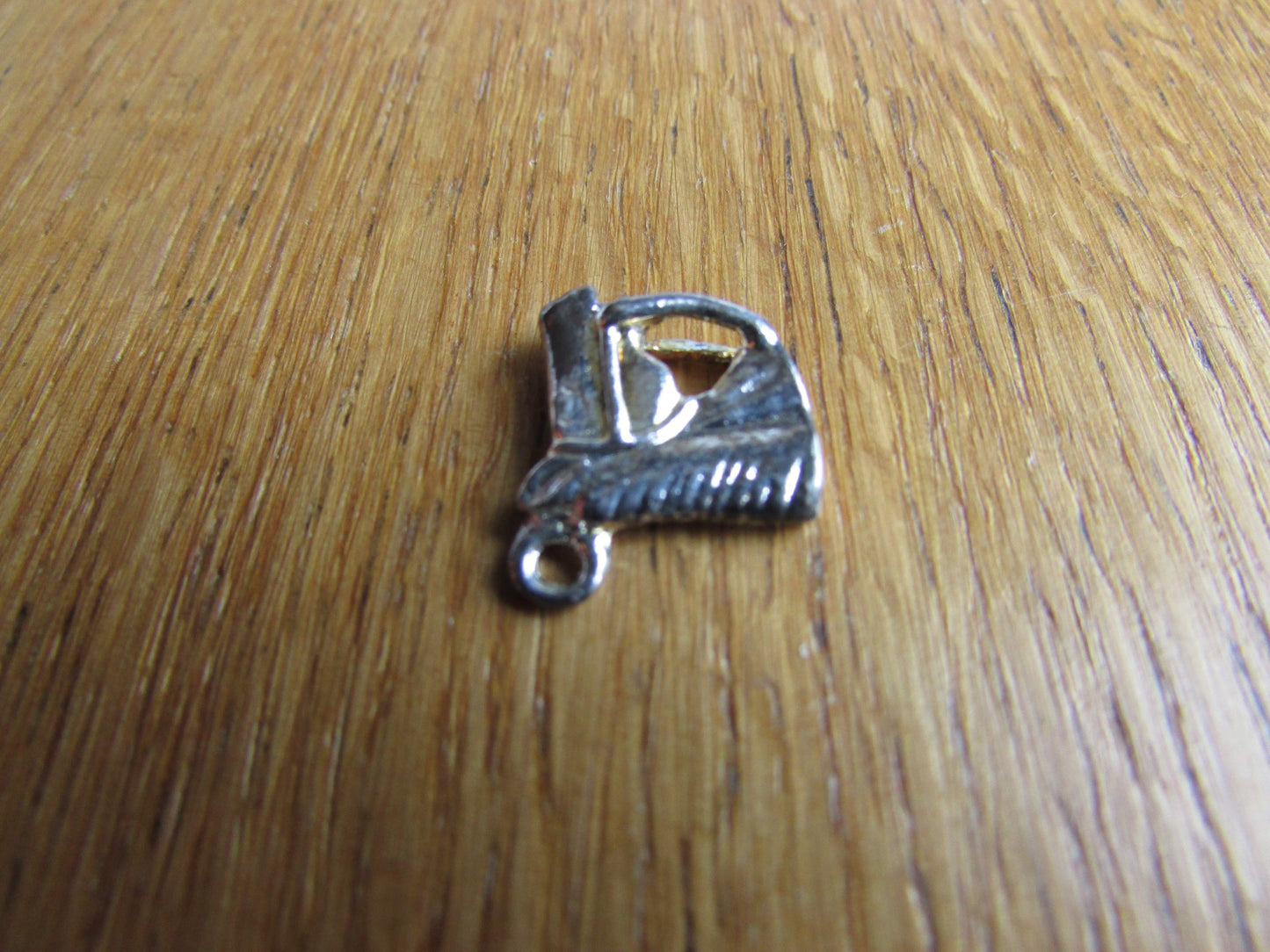 Vintage silver-tone horse head charm pendant