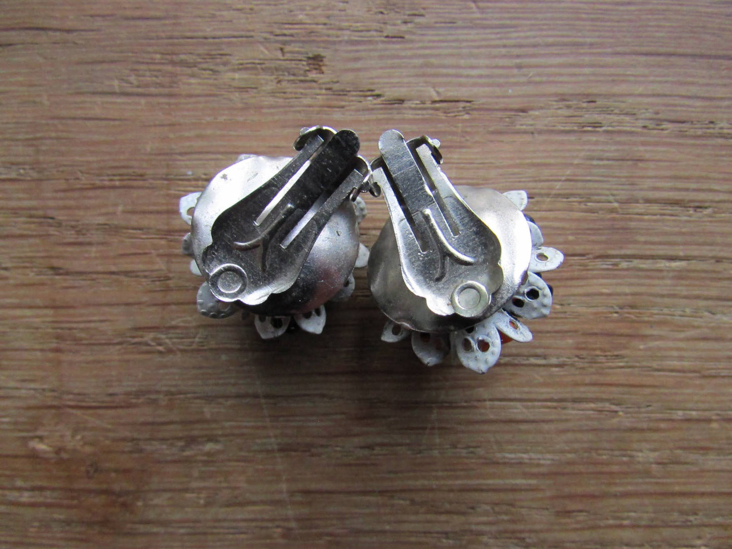 1960s articulated white/orange/black cluster seed bead clip-on earrings