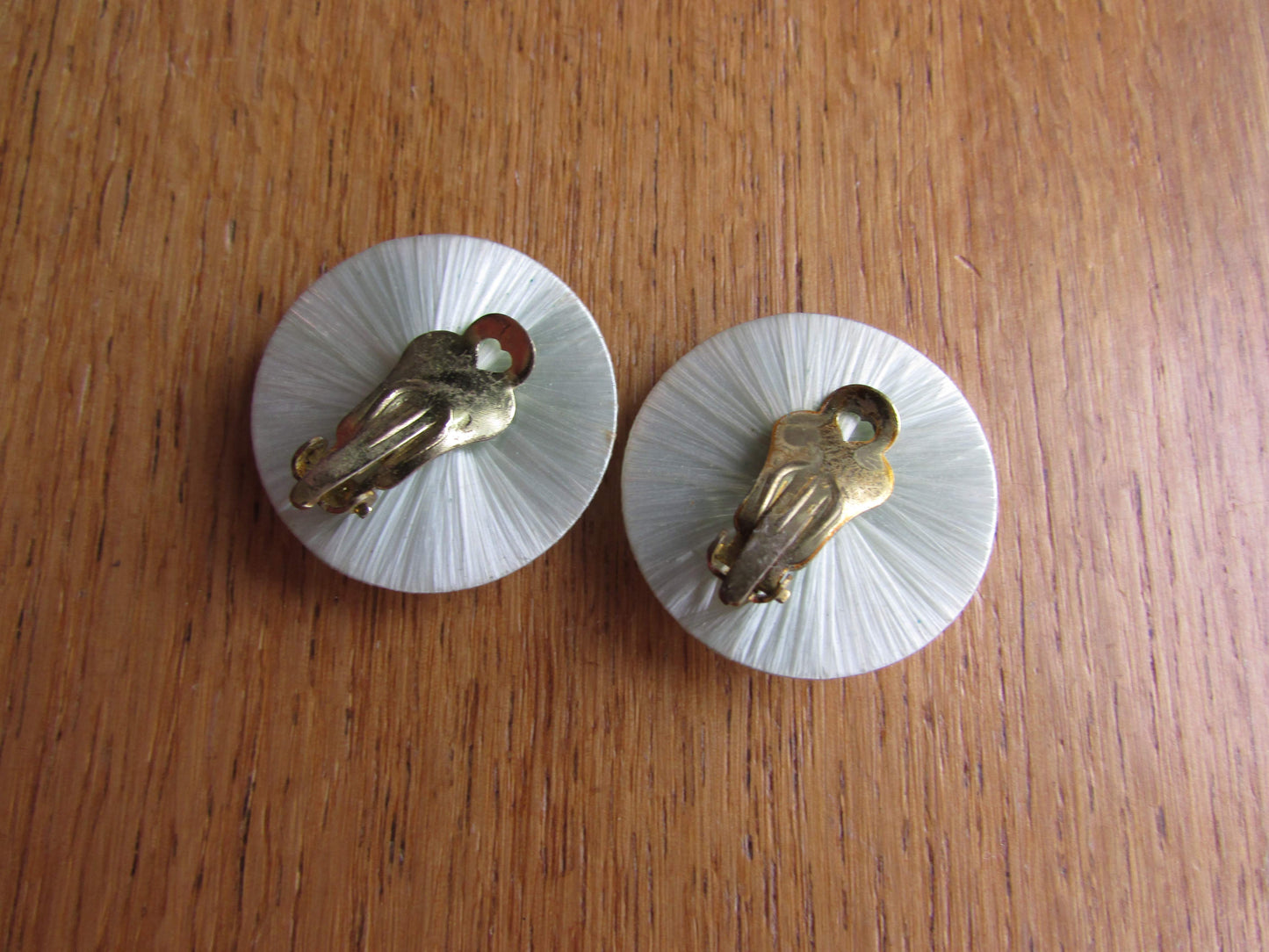 1960s woven satin-effect round button clip-on earrings