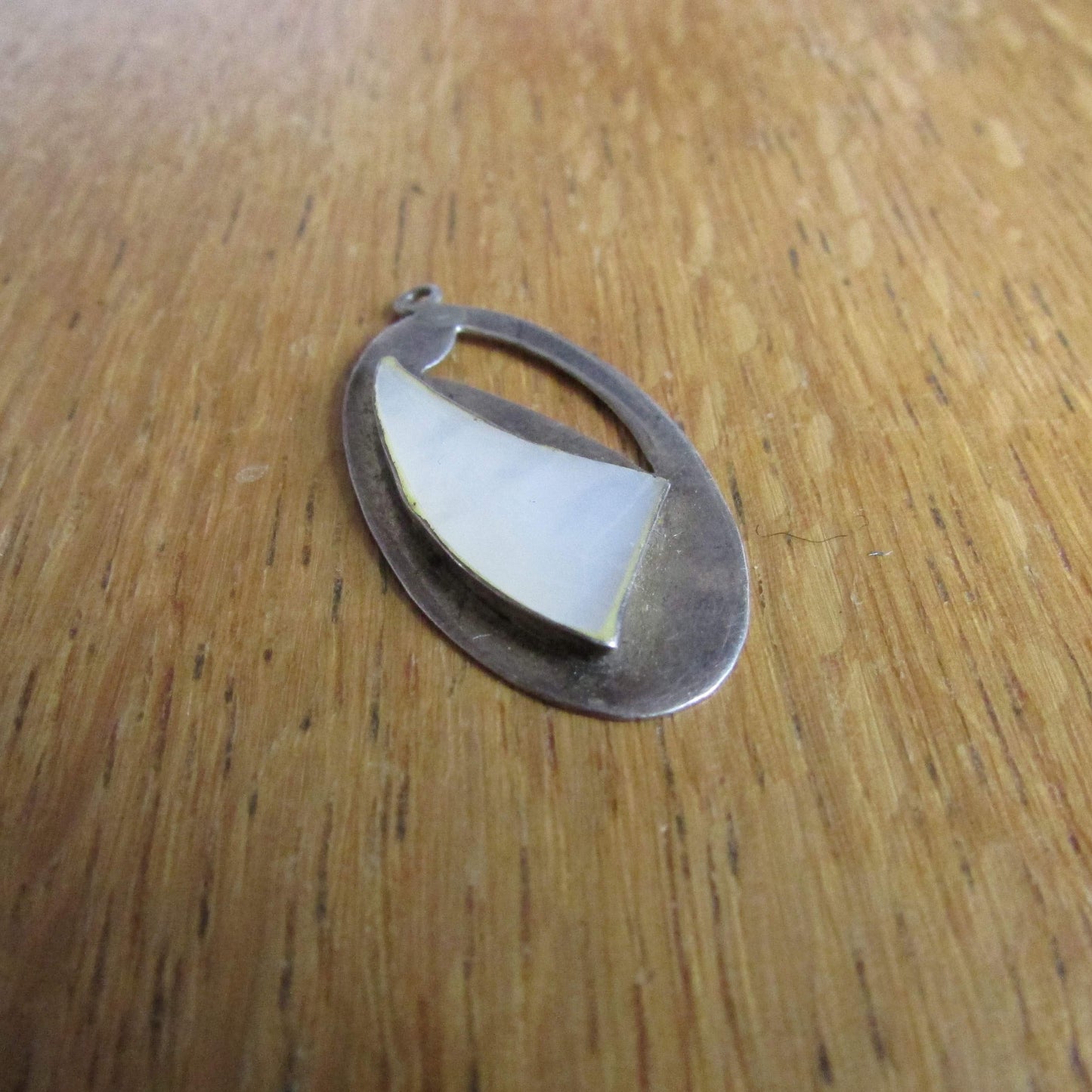 circa. 1970s sterling silver & Mother of Pearl oval pendant