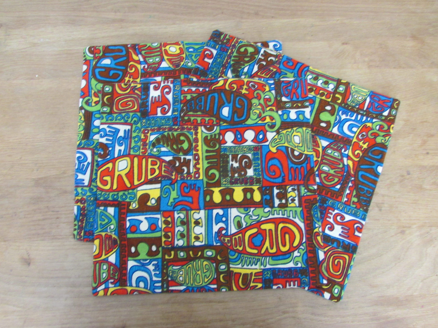 Home-made 1960s/70s Robert Bruce "Grubb" psychedelic pattern cushion cover with contrast olive green reverse