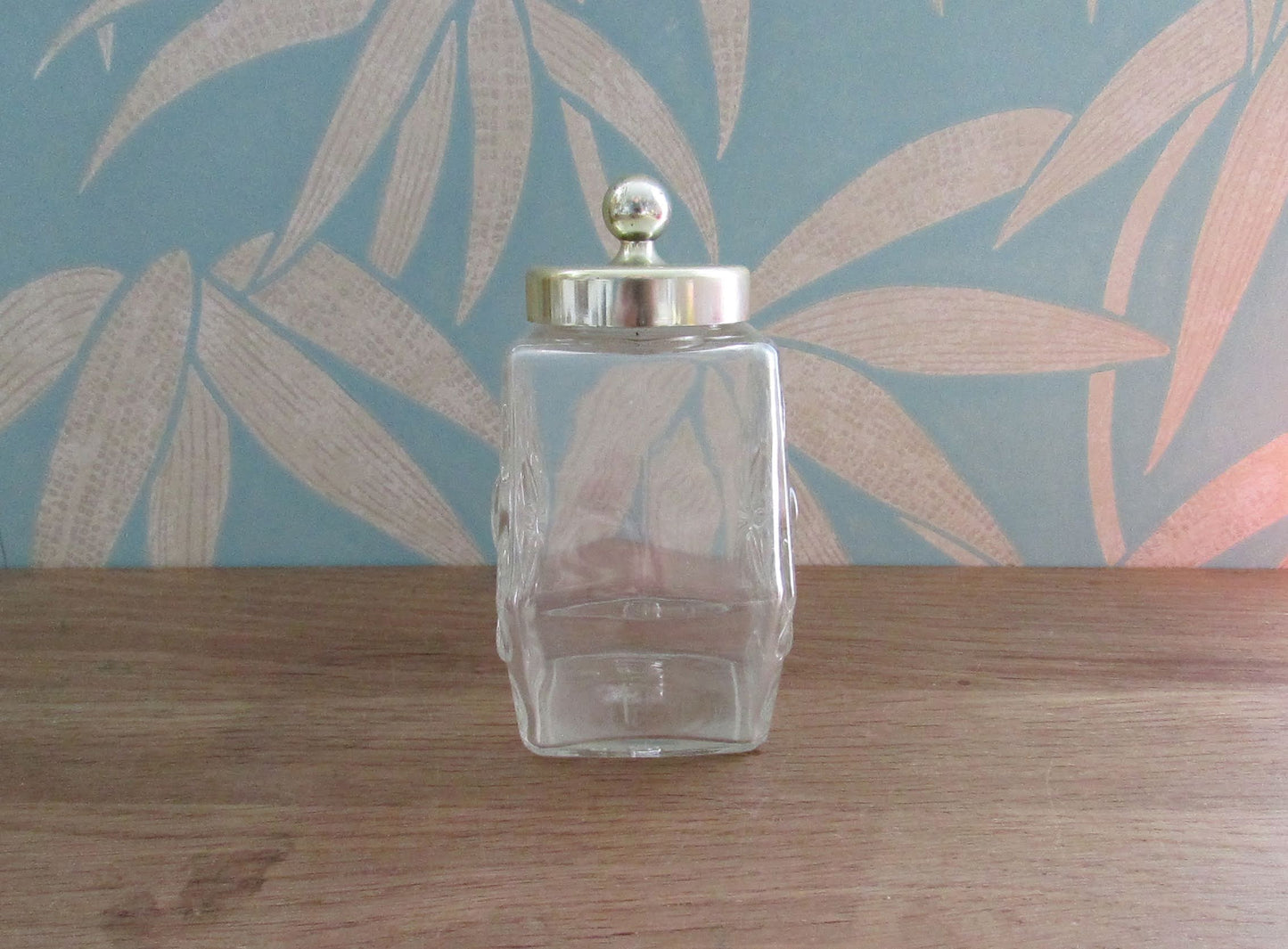 1970s Avon Country Store Mineral Springs bath salts pressed glass bottle (empty)