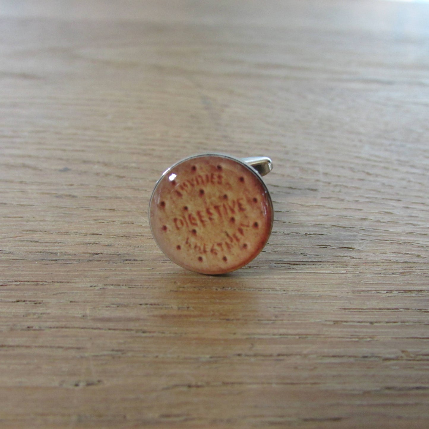 Novelty silver-tone 'Digestive biscuit' cufflinks, boxed