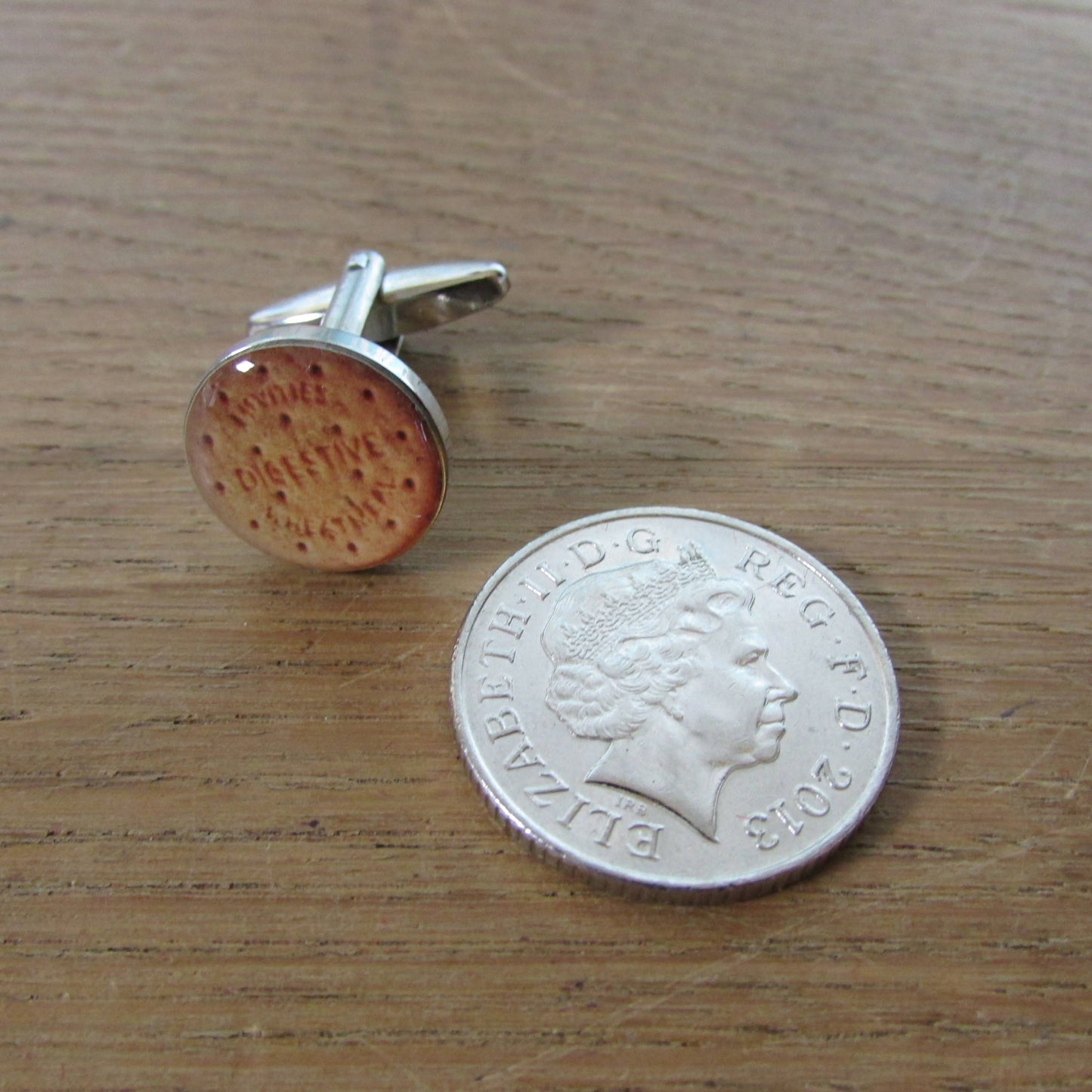 Novelty silver-tone 'Digestive biscuit' cufflinks, boxed