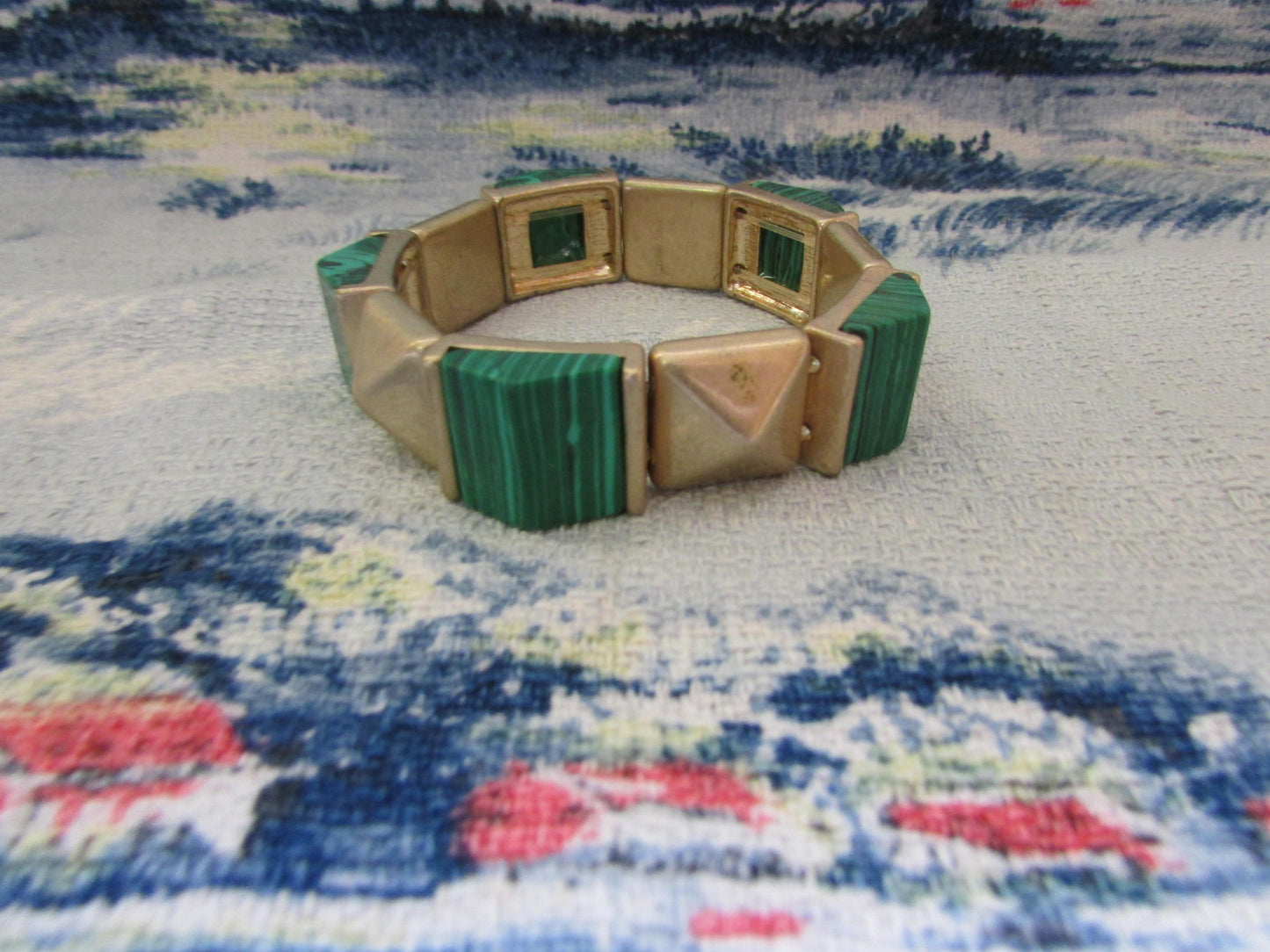 1960s Malachite & plastic gold-tone stretch bracelet