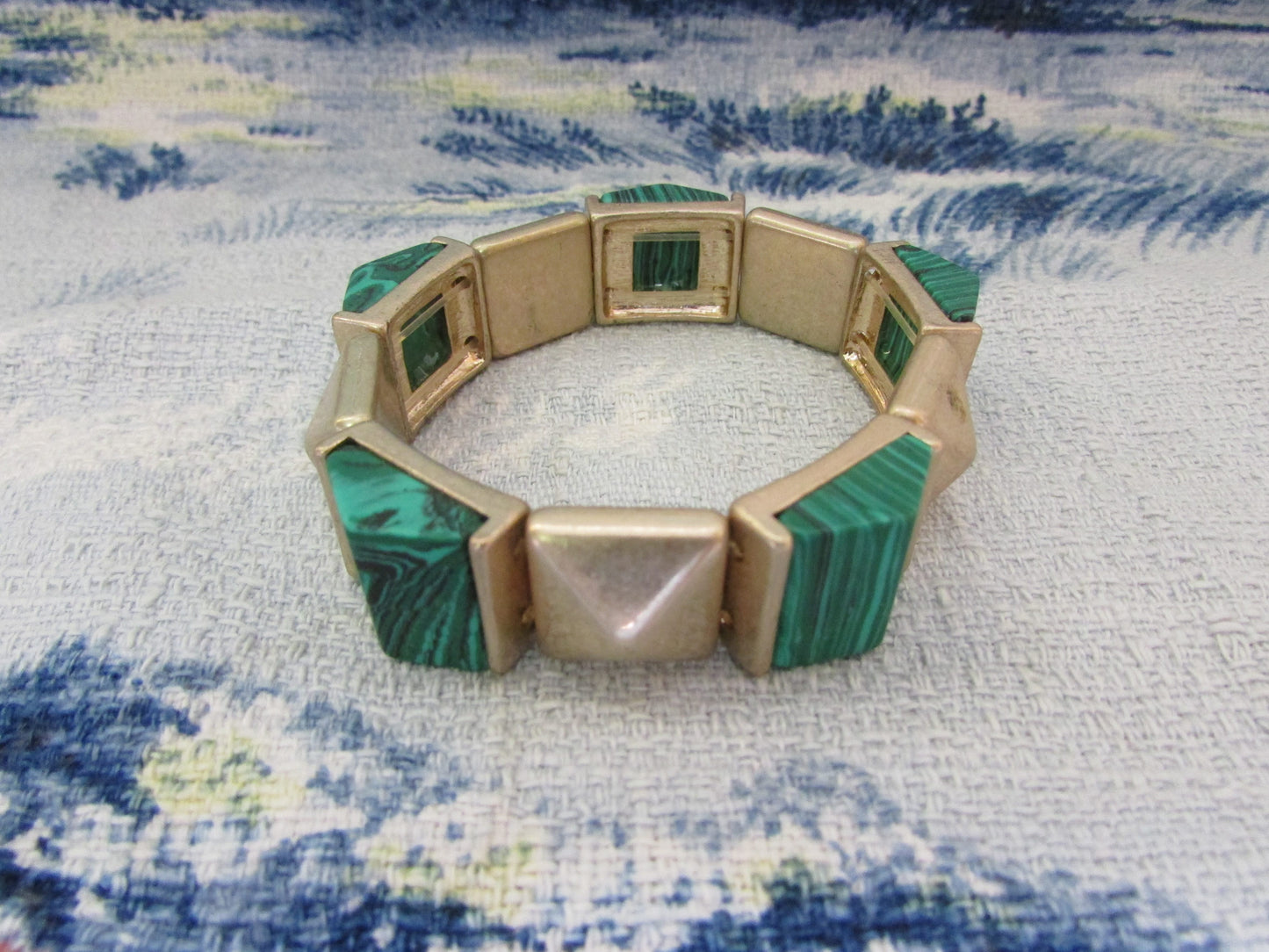 1960s Malachite & plastic gold-tone stretch bracelet