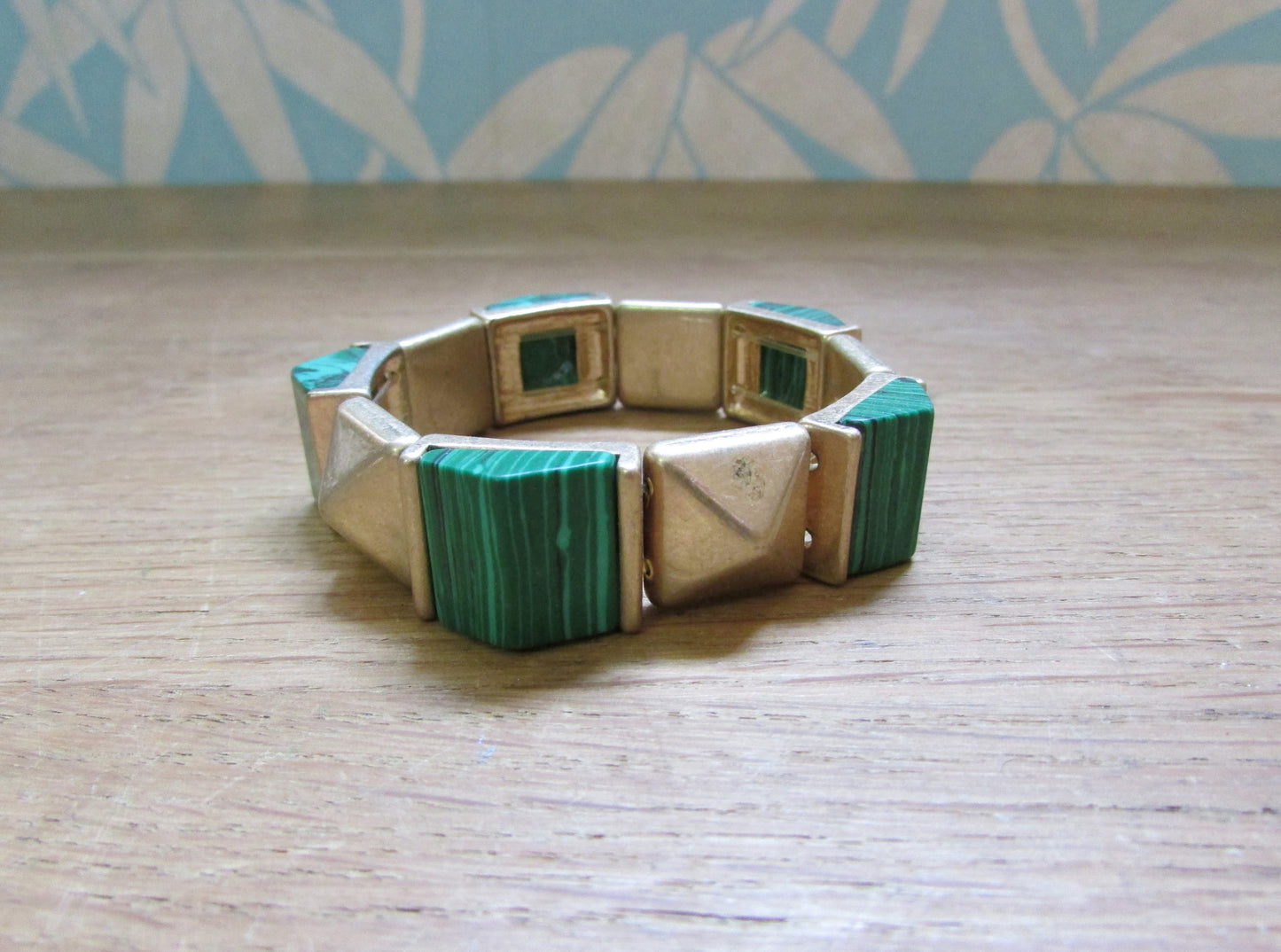 1960s Malachite & plastic gold-tone stretch bracelet
