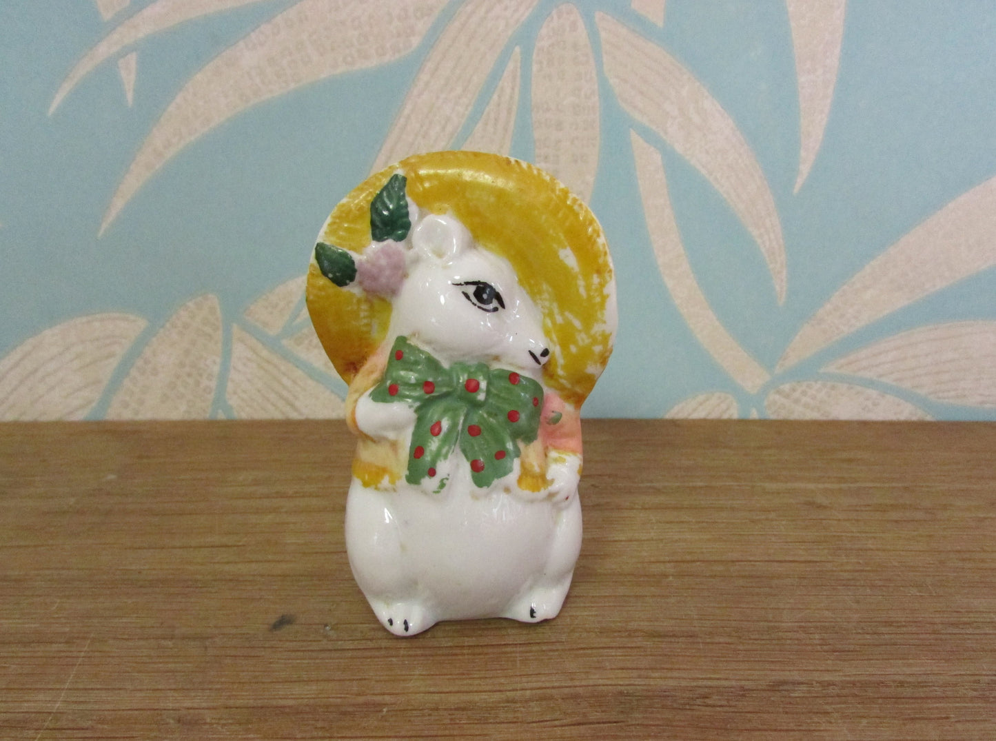 Vintage ceramic hand-painted mice salt & pepper set