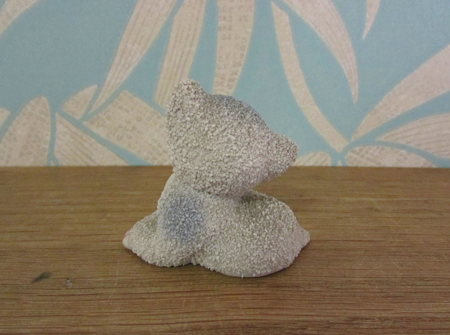 Pair of 1950s sugar textured/spaghetti kitten ornaments, marked foreign