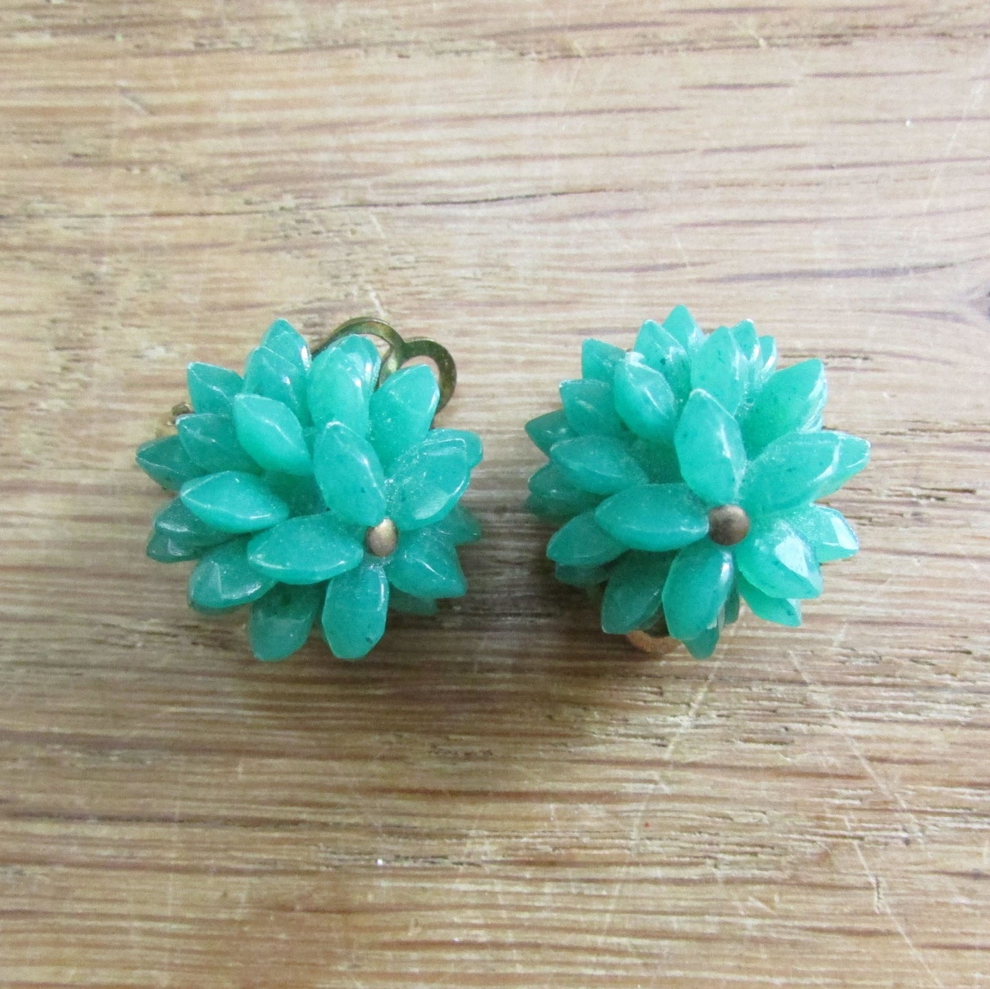 1950s small teal green plastic cluster bead clip-on earrings