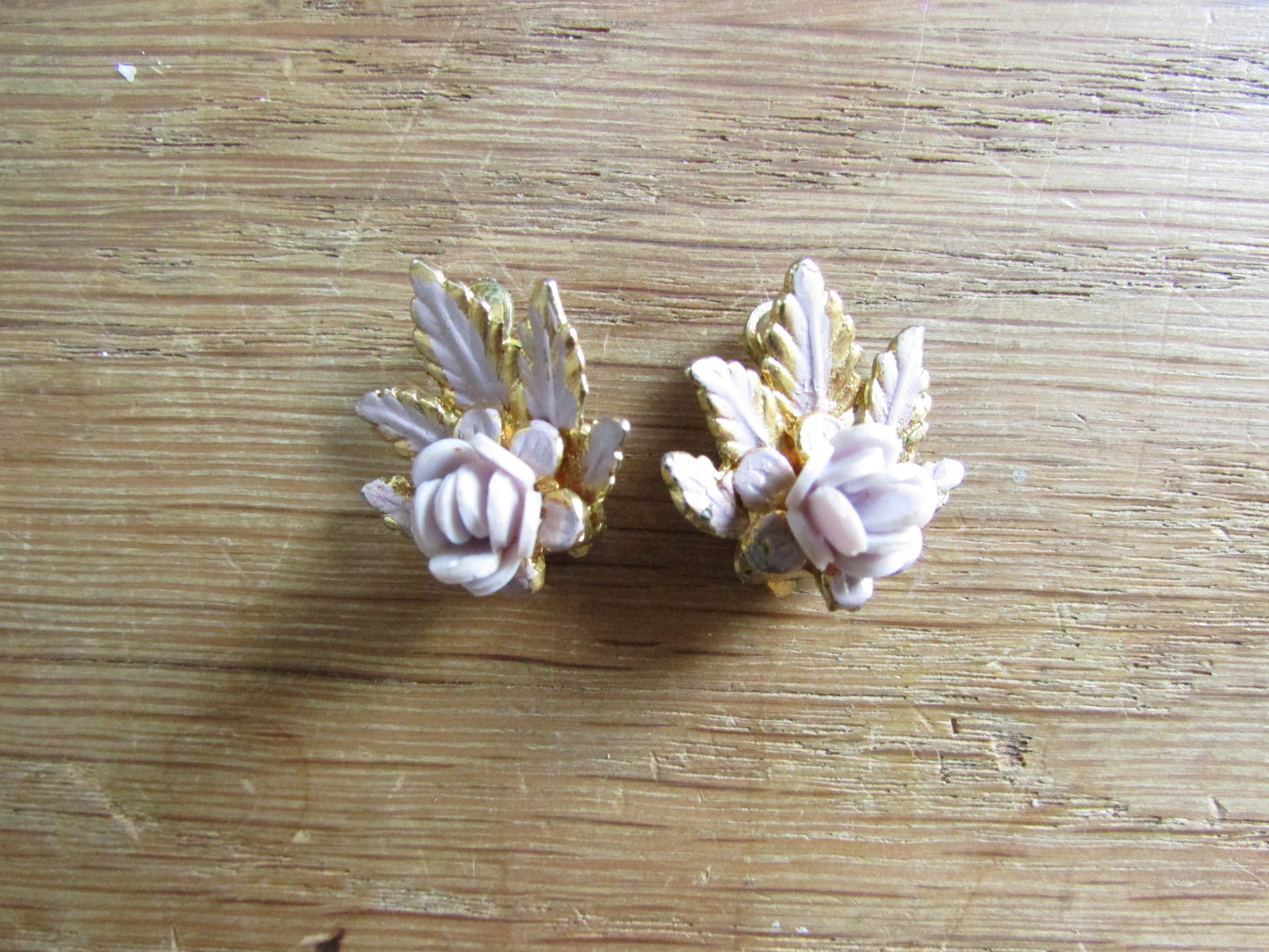 1950s gold-tone & plastic lilac leaf and flower clip-on earrings