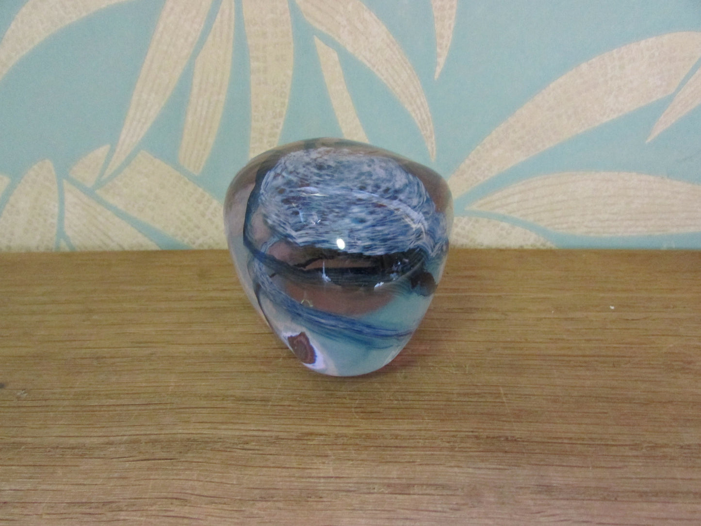 Vintage Caithness Glass CIIG smoky blue swirl pebble paperweight
