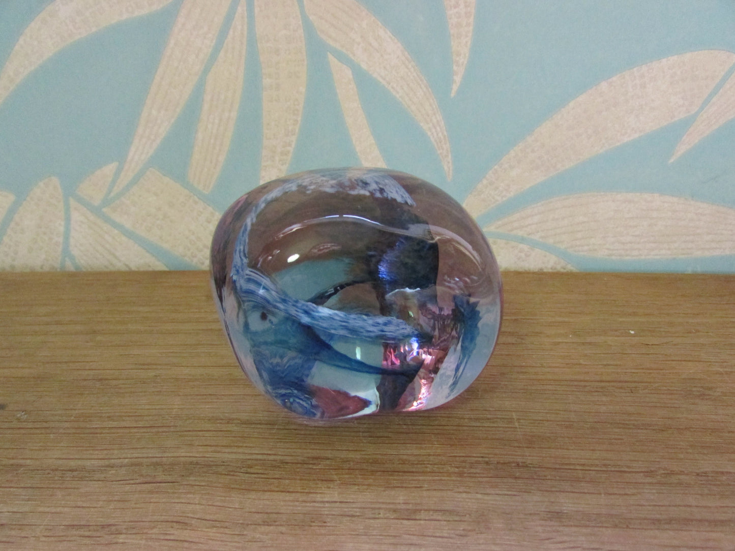 Vintage Caithness Glass CIIG smoky blue swirl pebble paperweight
