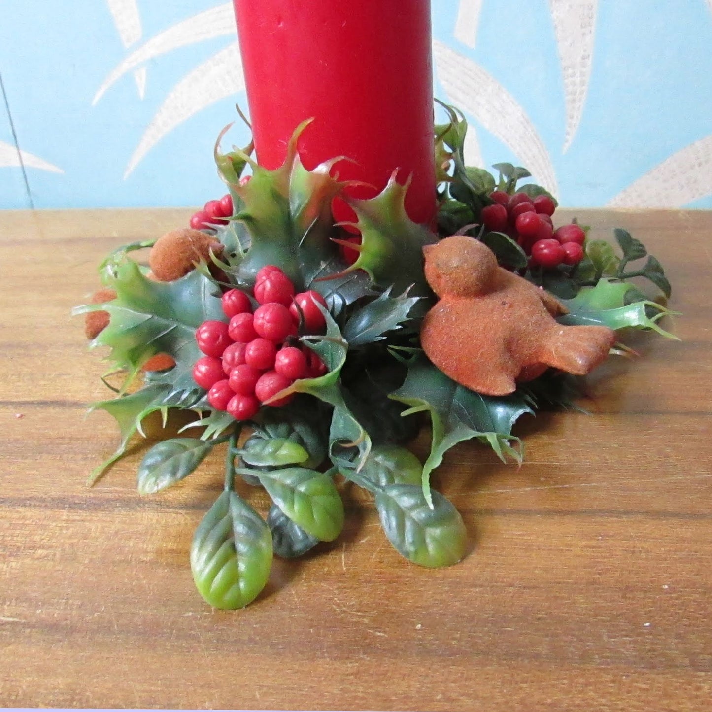 Vintage plastic foliage & Robins candle wreath, made in Hong Kong