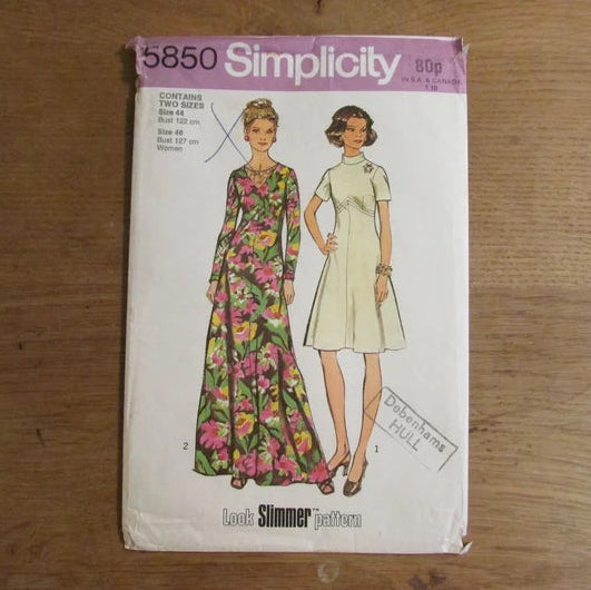Uncut 1973 Simplicity 5850 sewing pattern for misses' & women's dress, sizes 16-18 (complete)
