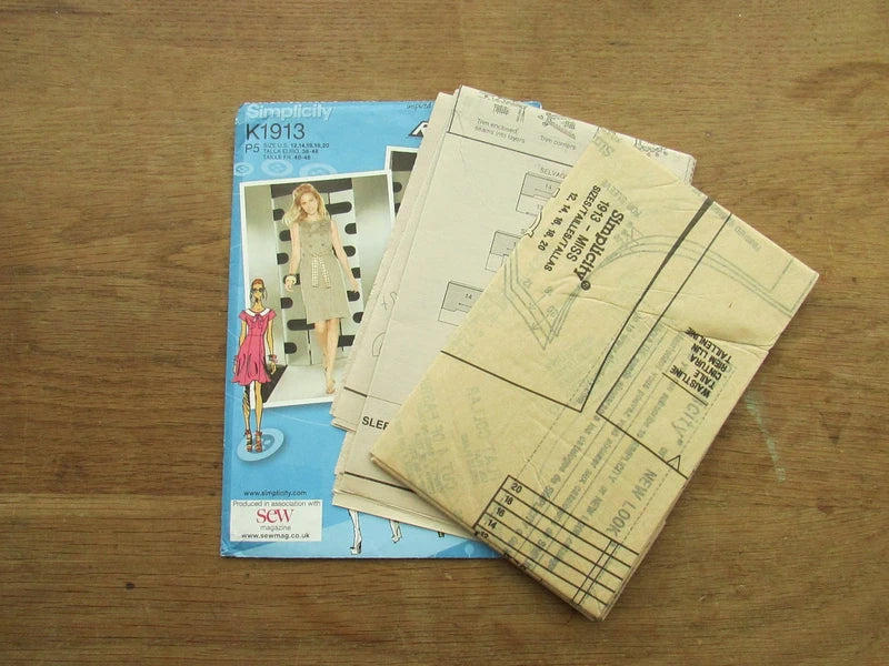 Uncut Simplicity K1913 Project Runway sewing pattern for 1960s-style misses' dress, sizes 12-20 (complete)