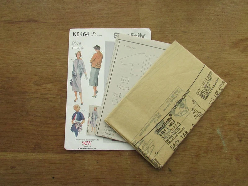 Uncut 2018 Simplicity K8464 sewing pattern for 1950s skirt & jacket, sizes U.S 6-14 (complete)