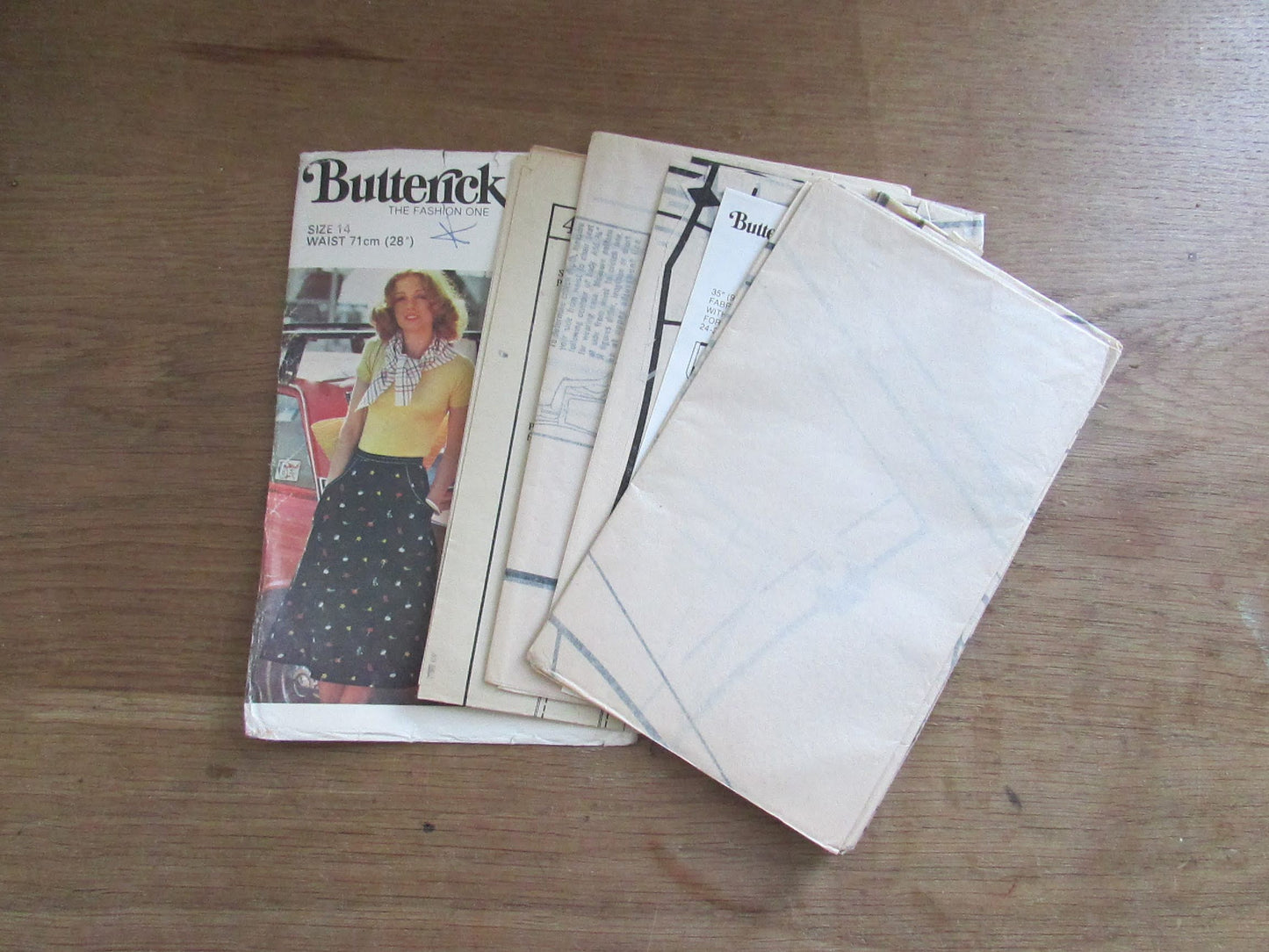 Part cut 1976 Butterick 4137 sewing pattern for misses' skirt & pants, size 14 (complete)
