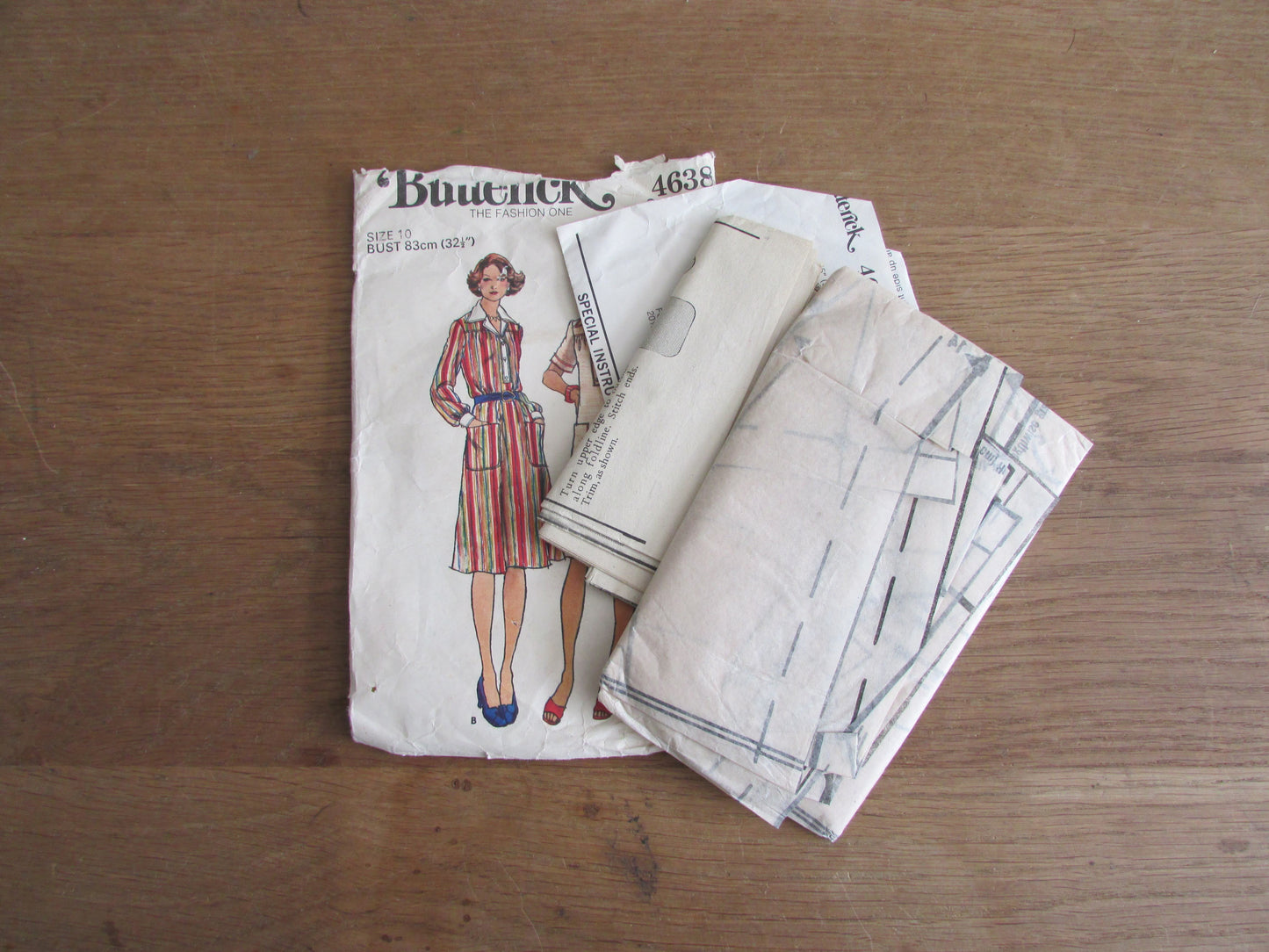 Part cut 1977 Butterick 4638 sewing pattern for misses' dress, size 10 (complete)