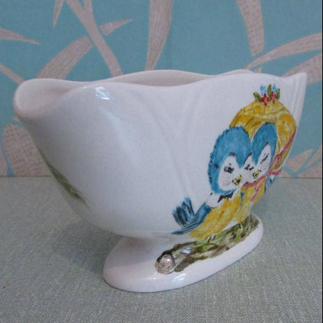 1977 hand-painted bluebird & floral ceramic posy bowl, signed F. Howarth