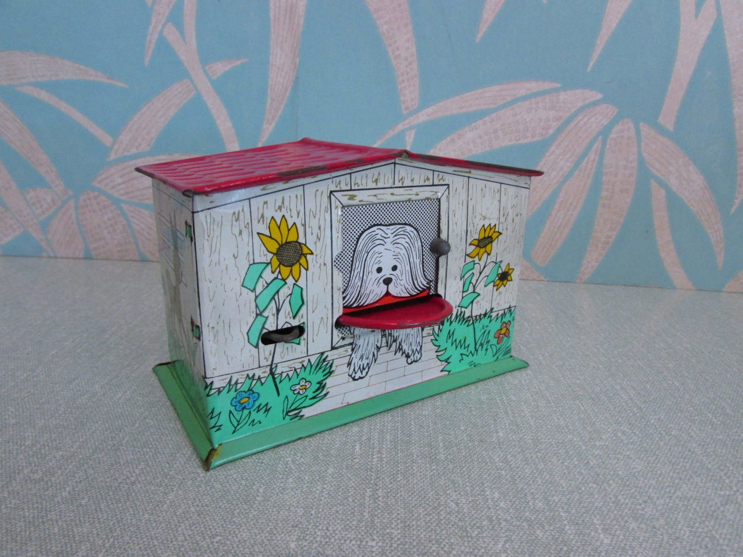 Cute 1950s tin mechanical coin bank/money box, made in Hungary