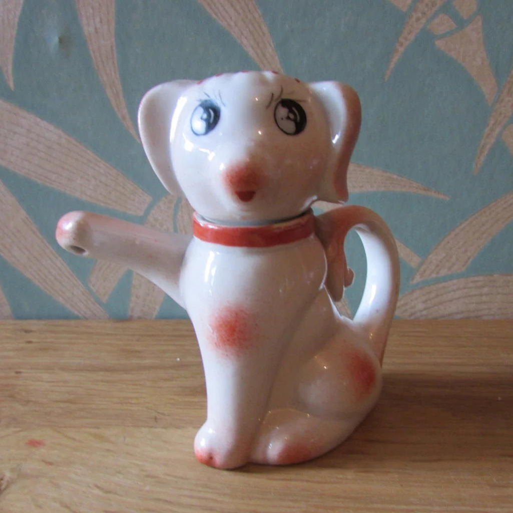 circa. 1950s ceramic puppy/dog teapot, made in China