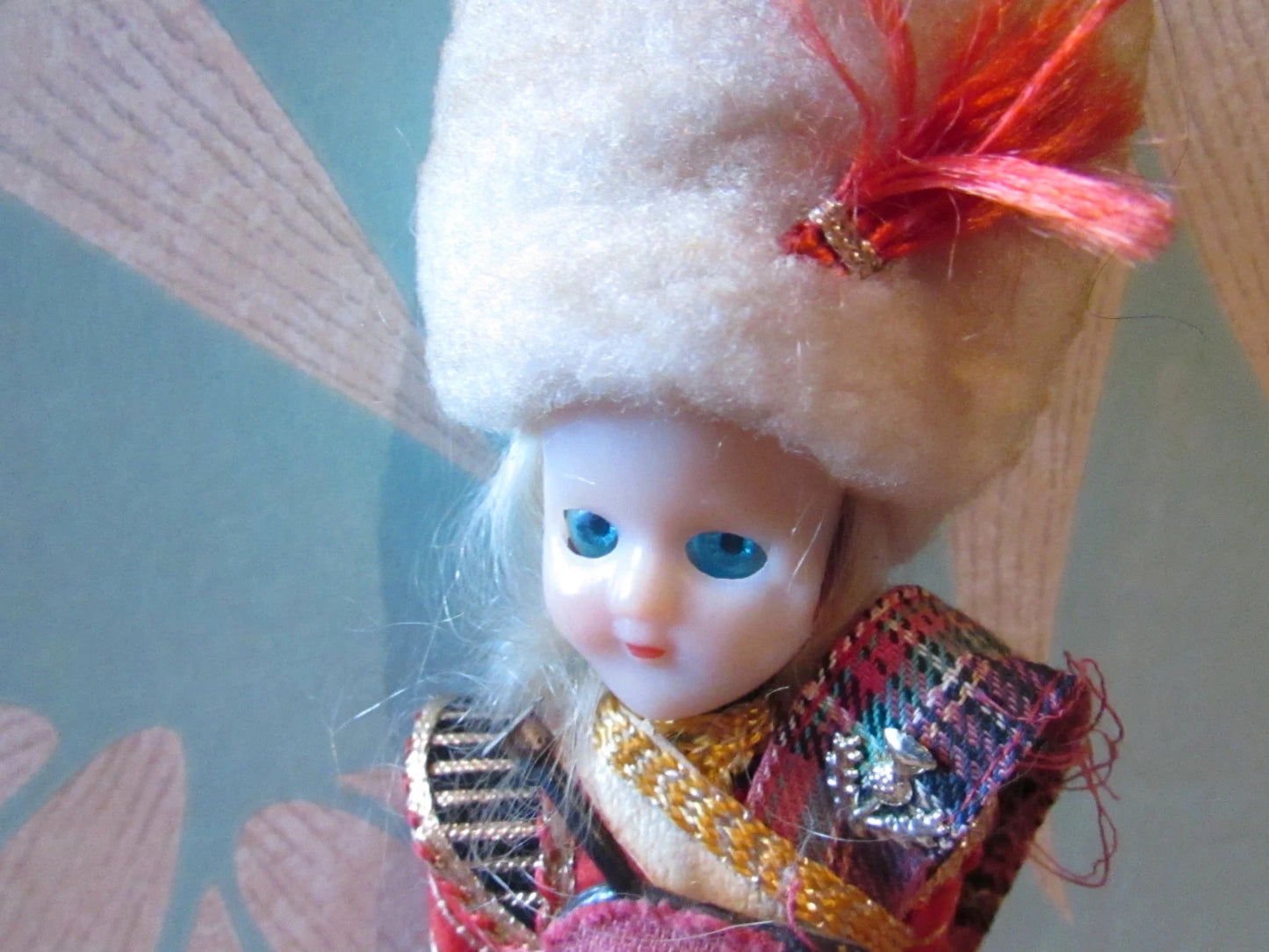 Vintage Scotsman celluloid souvenir doll with open/close eyes, "Empire Made"