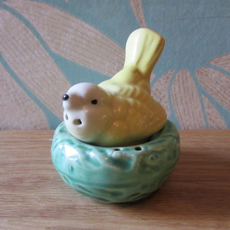 Vintage ceramic yellow bird/chick in nest salt & pepper duo
