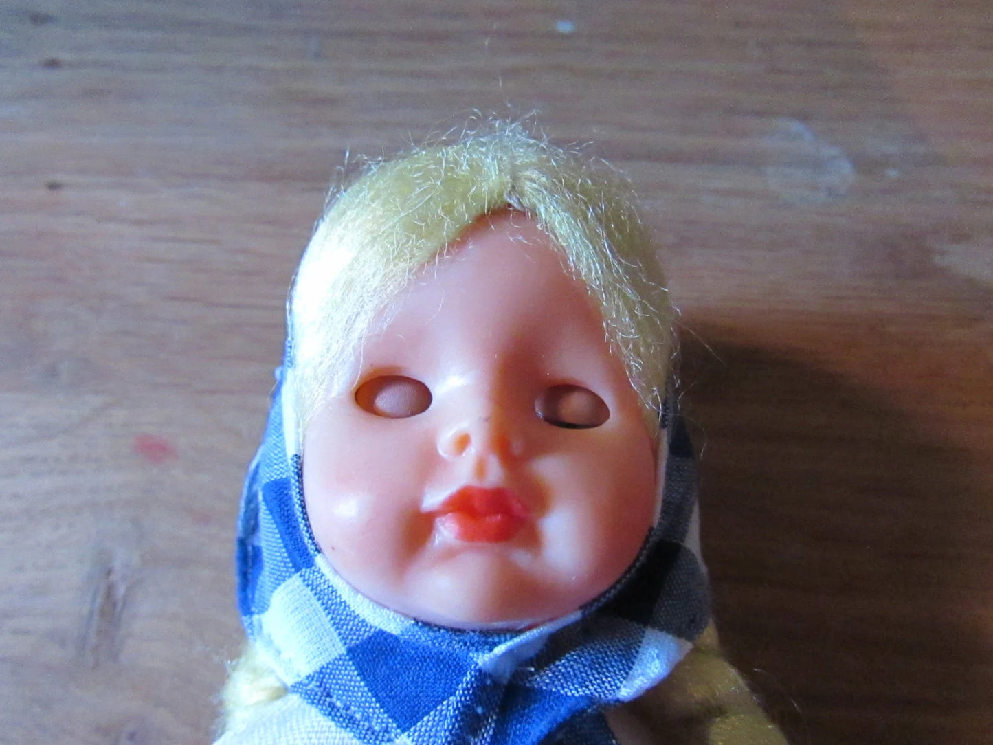1960s "Noitarumpu Rovaniemi" Finnish celluloid souvenir/folk peasant doll with open/close eyes