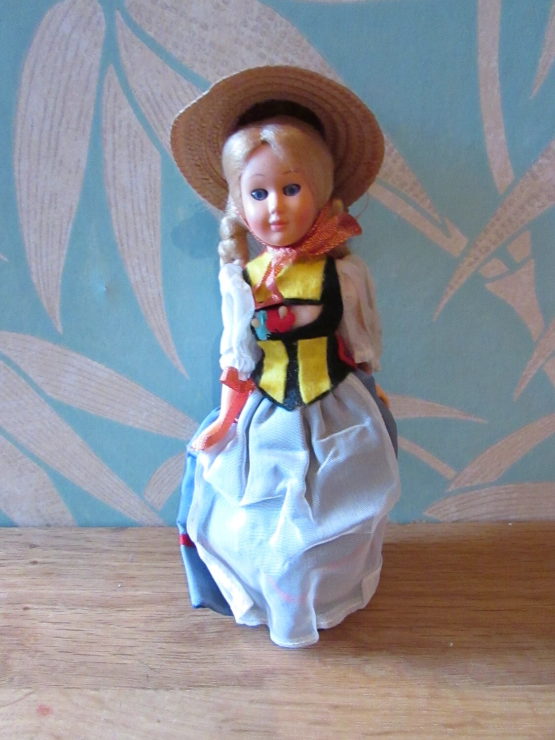 Vintage European celluloid souvenir/folk doll with open/close eyes (country unknown)