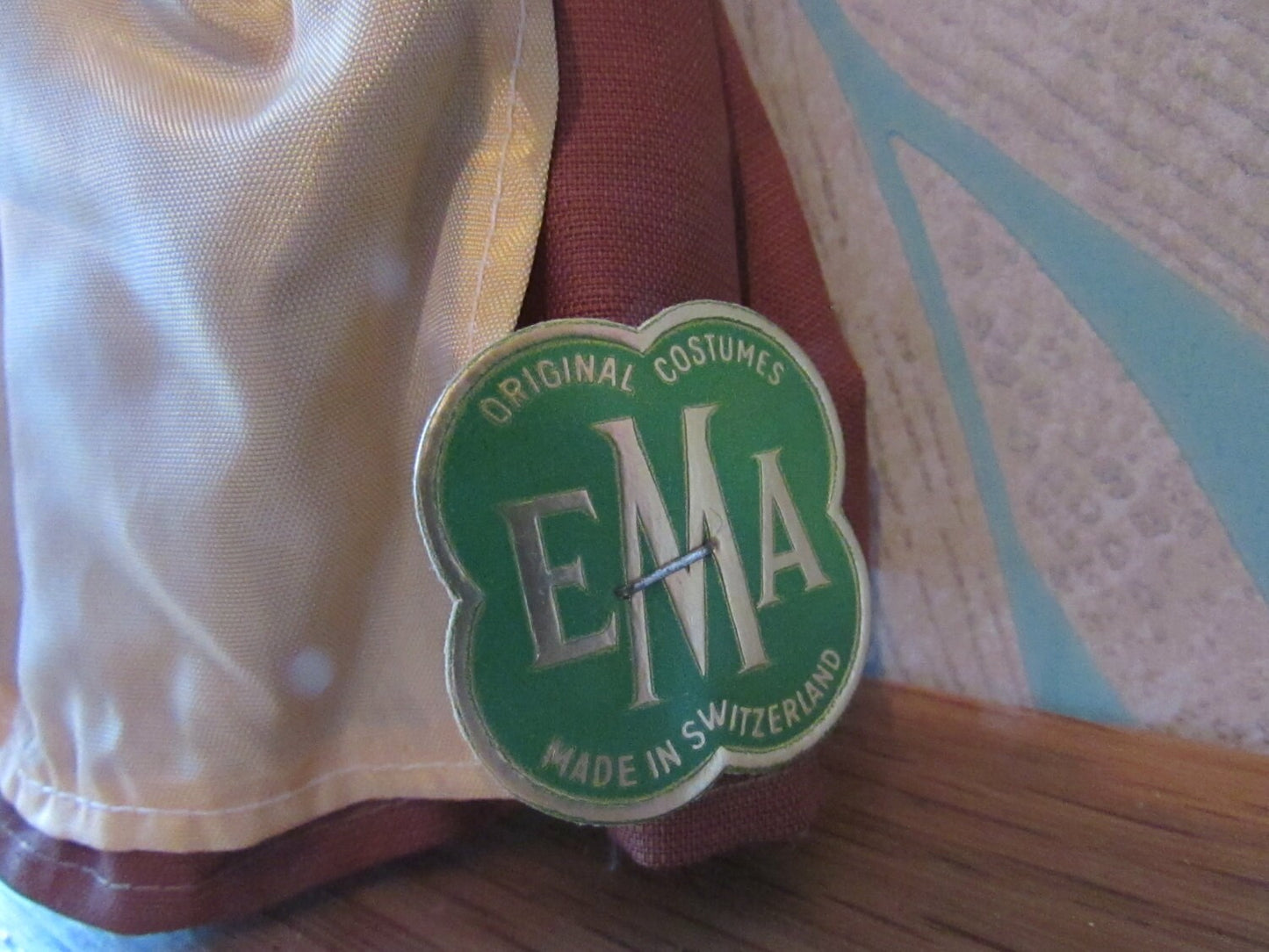 Vintage "eMa Switzerland" original costume souvenir/folk doll with open/close eyes