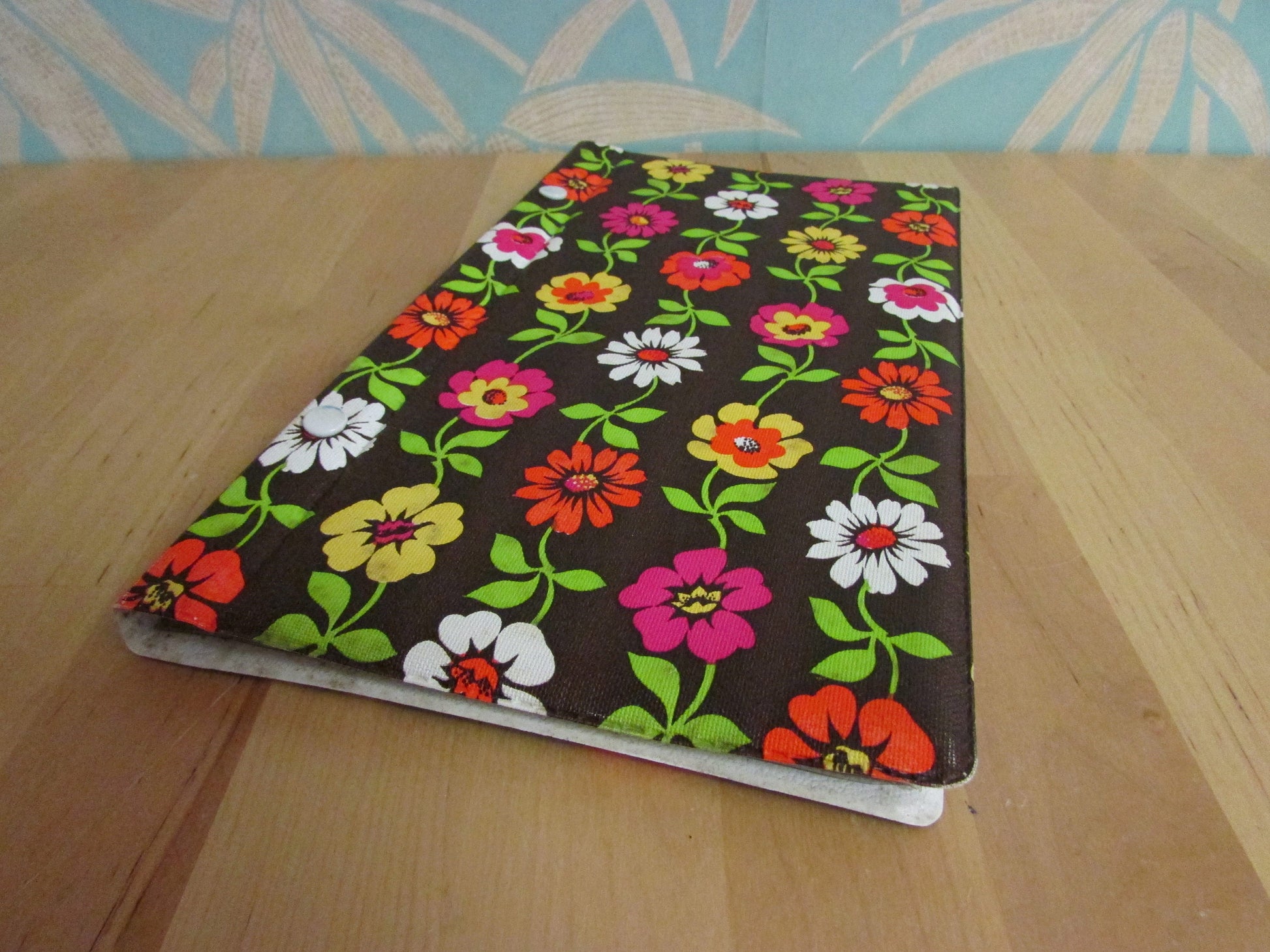 1960/70s Apsley plastic/vinyl floral photograph album