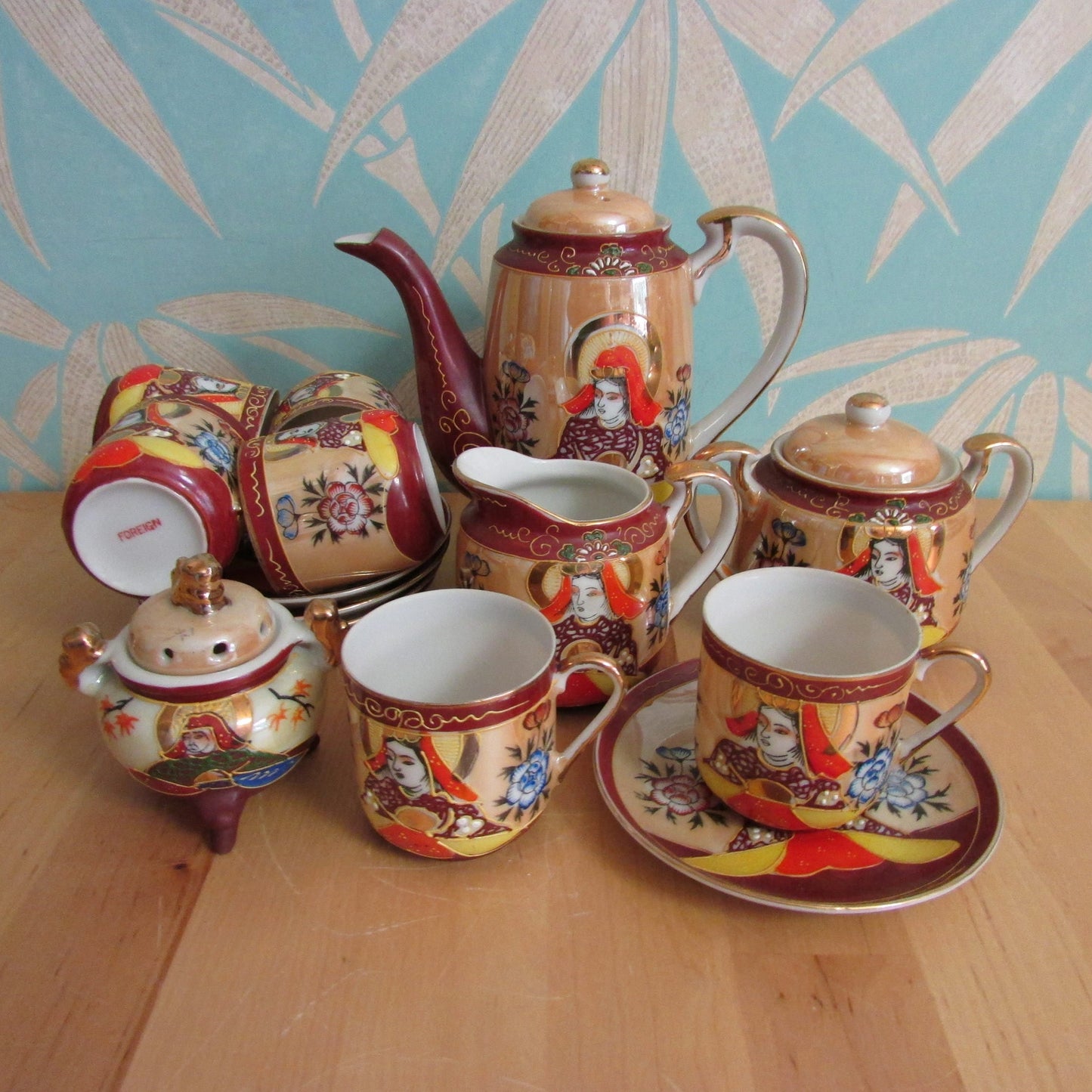 Delicate 1930s hand-painted Japanese Samurai tea set with koro