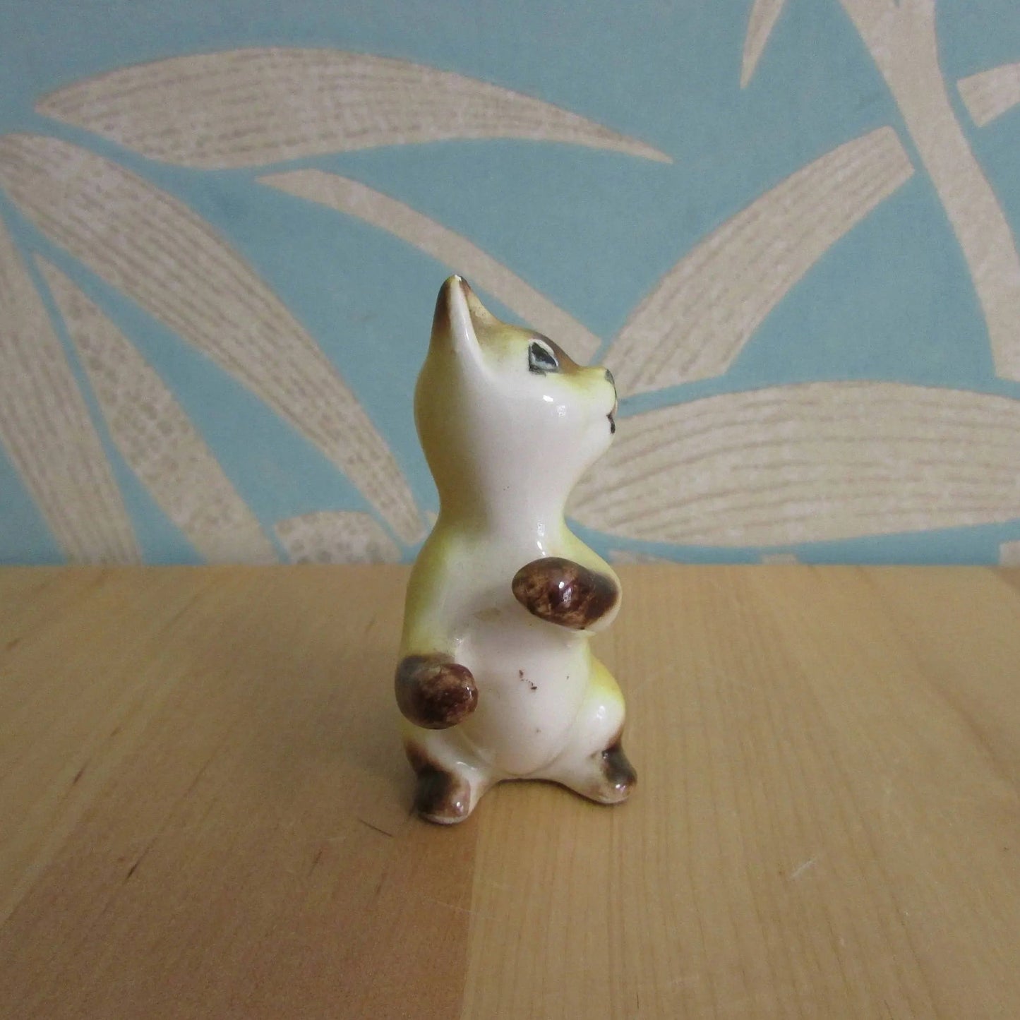 Pair of vintage Japanware ceramic playful kitten figurines