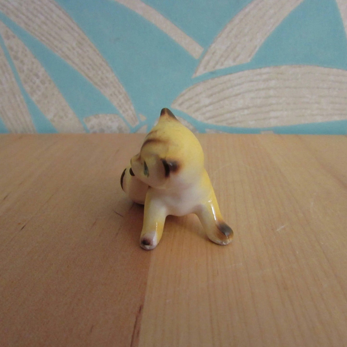 Pair of vintage Japanware ceramic playful kitten figurines