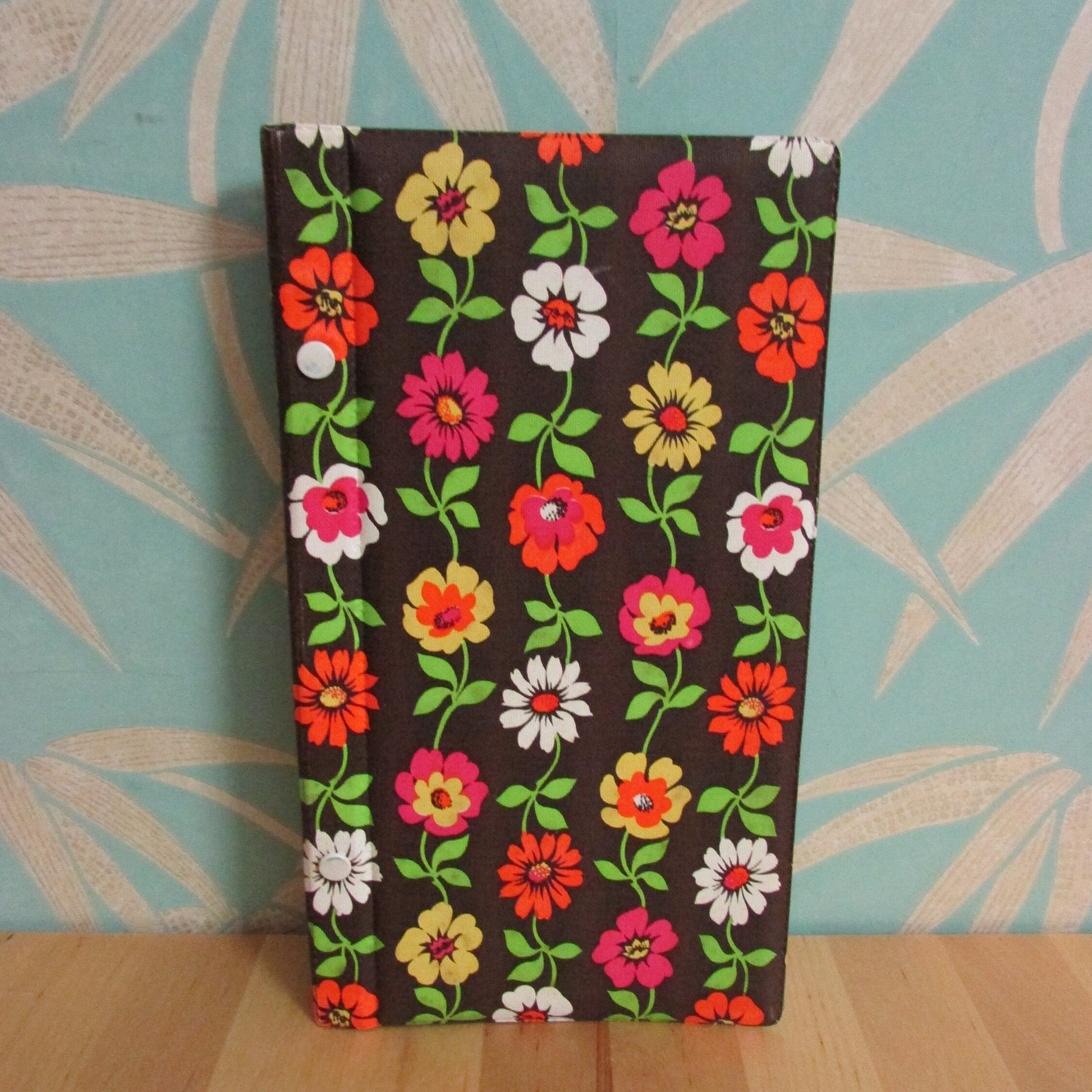 1960/70s Apsley plastic/vinyl floral photograph album