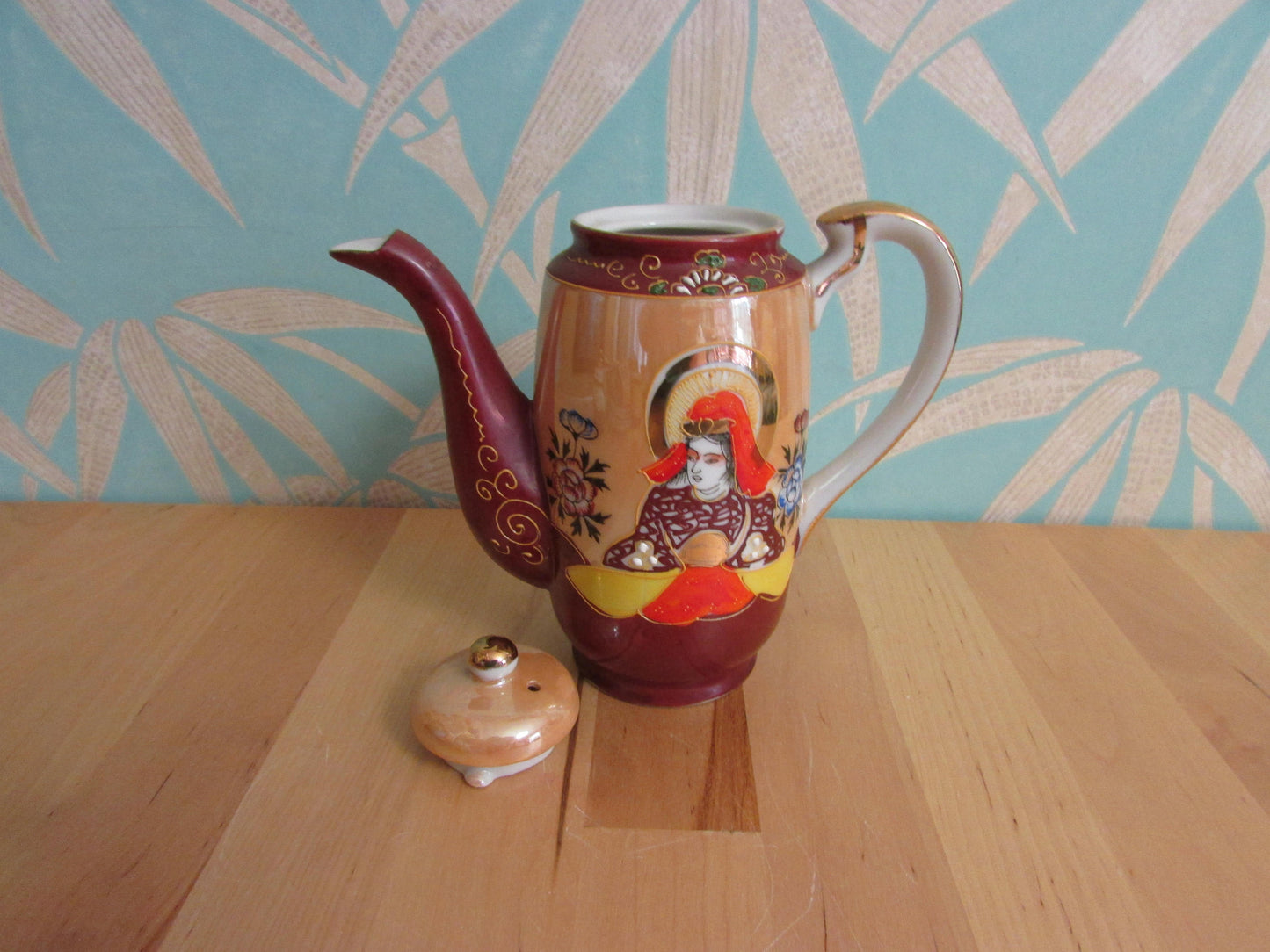 Delicate 1930s hand-painted Japanese Samurai tea set with koro
