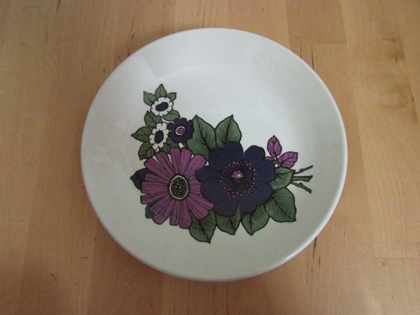 1960s/70s Cartwright & Edwards Ltd pink and purple floral patterned tea set, black cups
