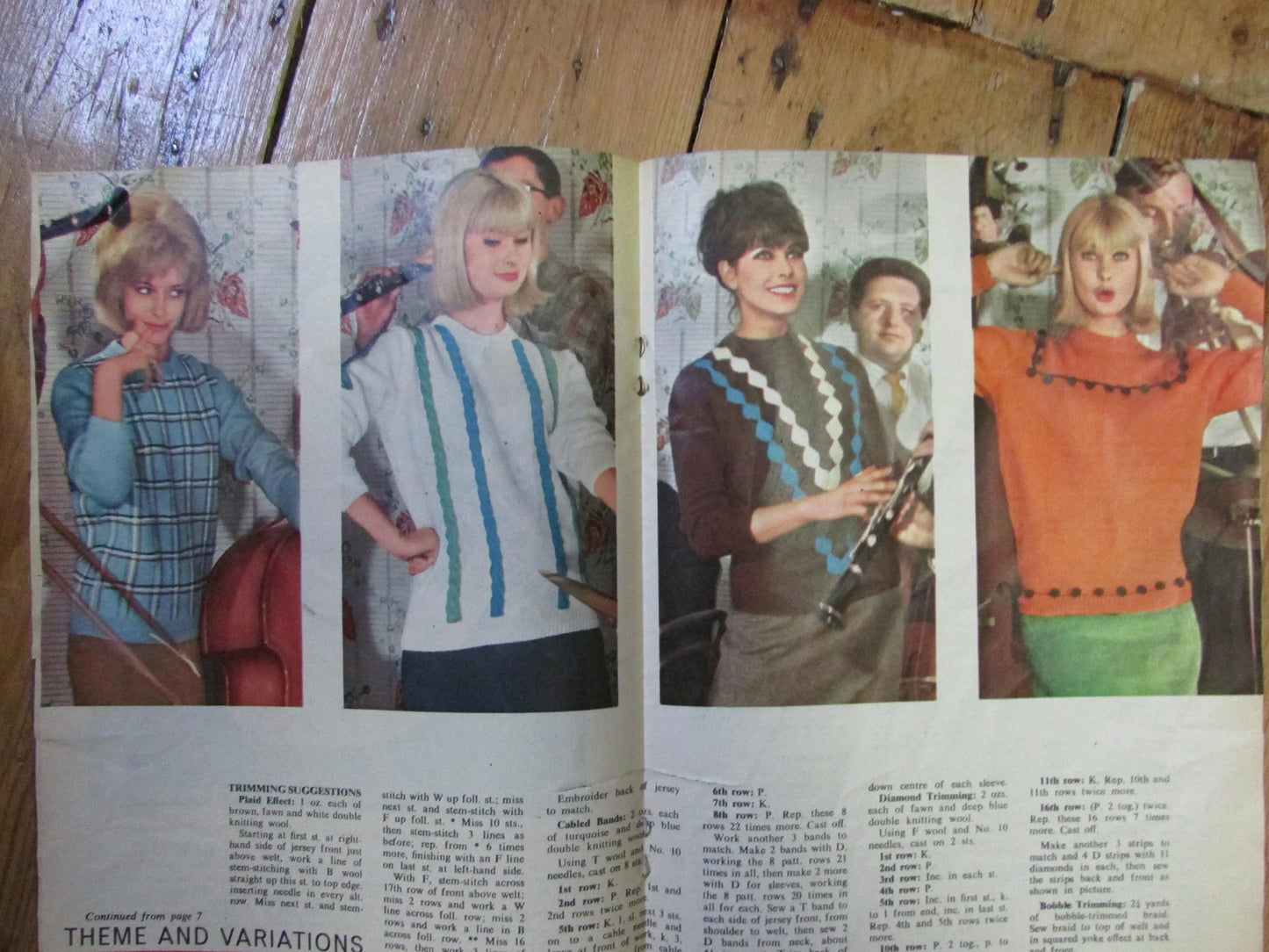 1960s Woman's Mirror "Gay Gadabouts" 8 knitting pattern booklet