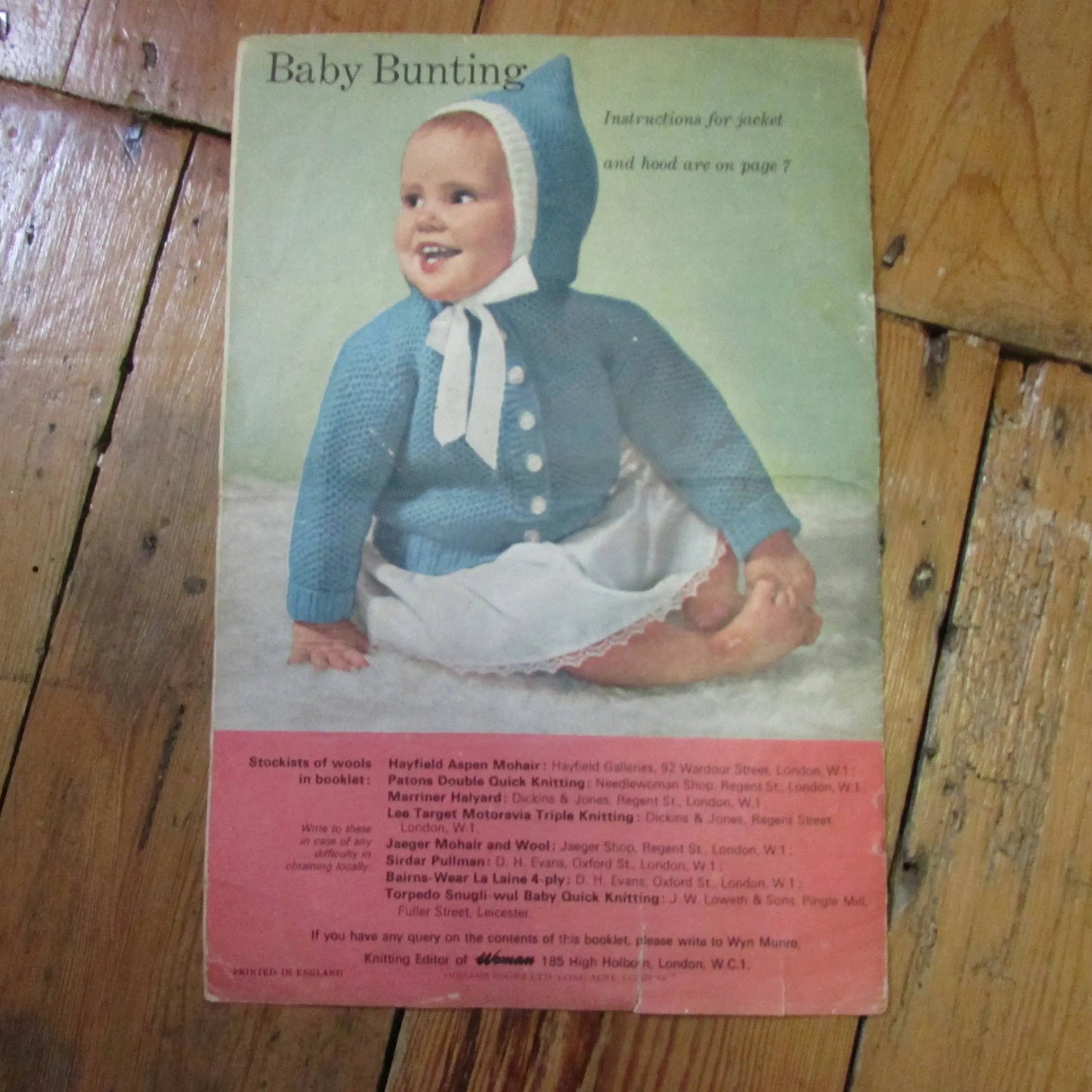 1960s Woman Magazine "Jumpers & Jackets for the whole Family" knitting pattern booklet