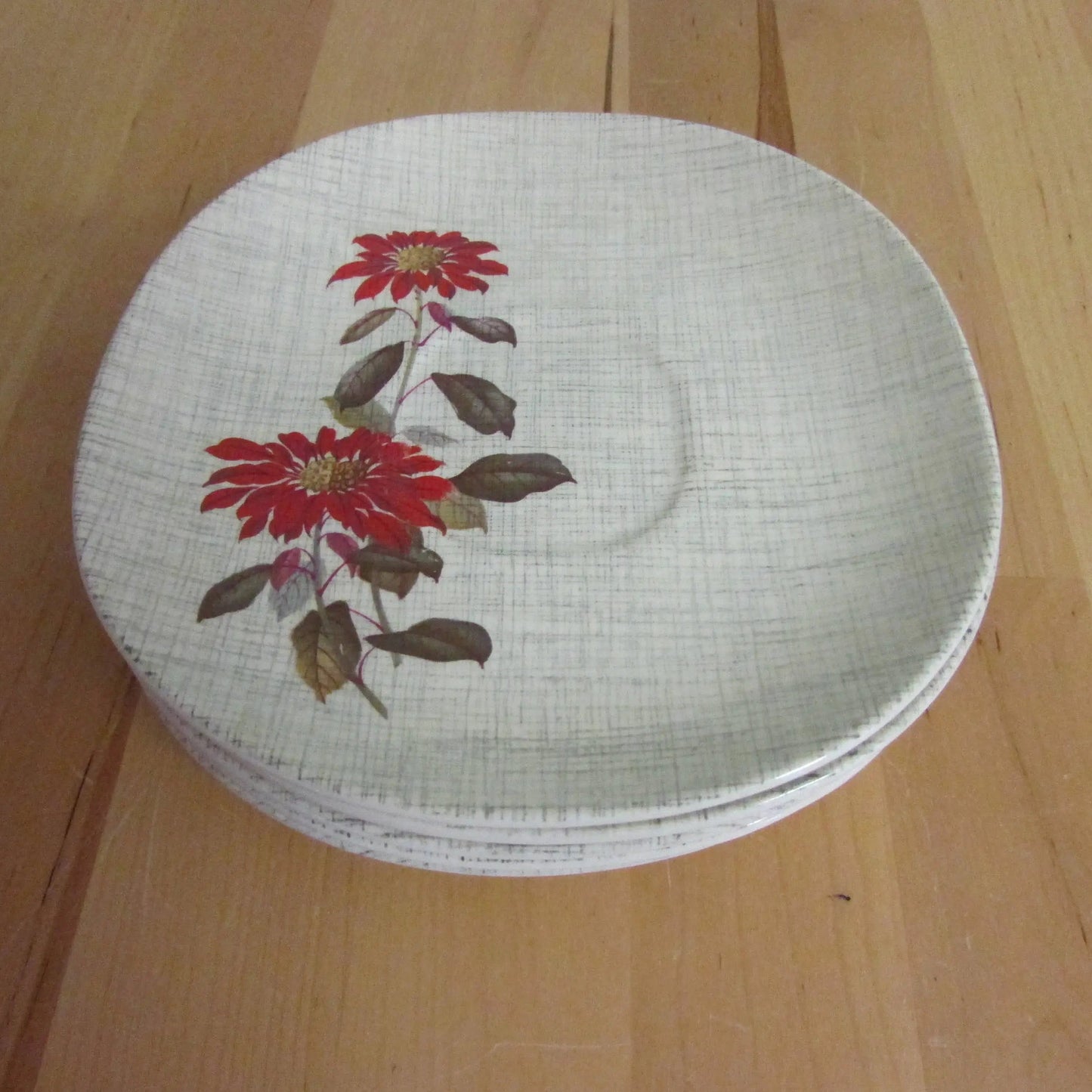 Set of 6 1960s J&G Meakin Sol "Flamenco" red poinsettia patterned saucers
