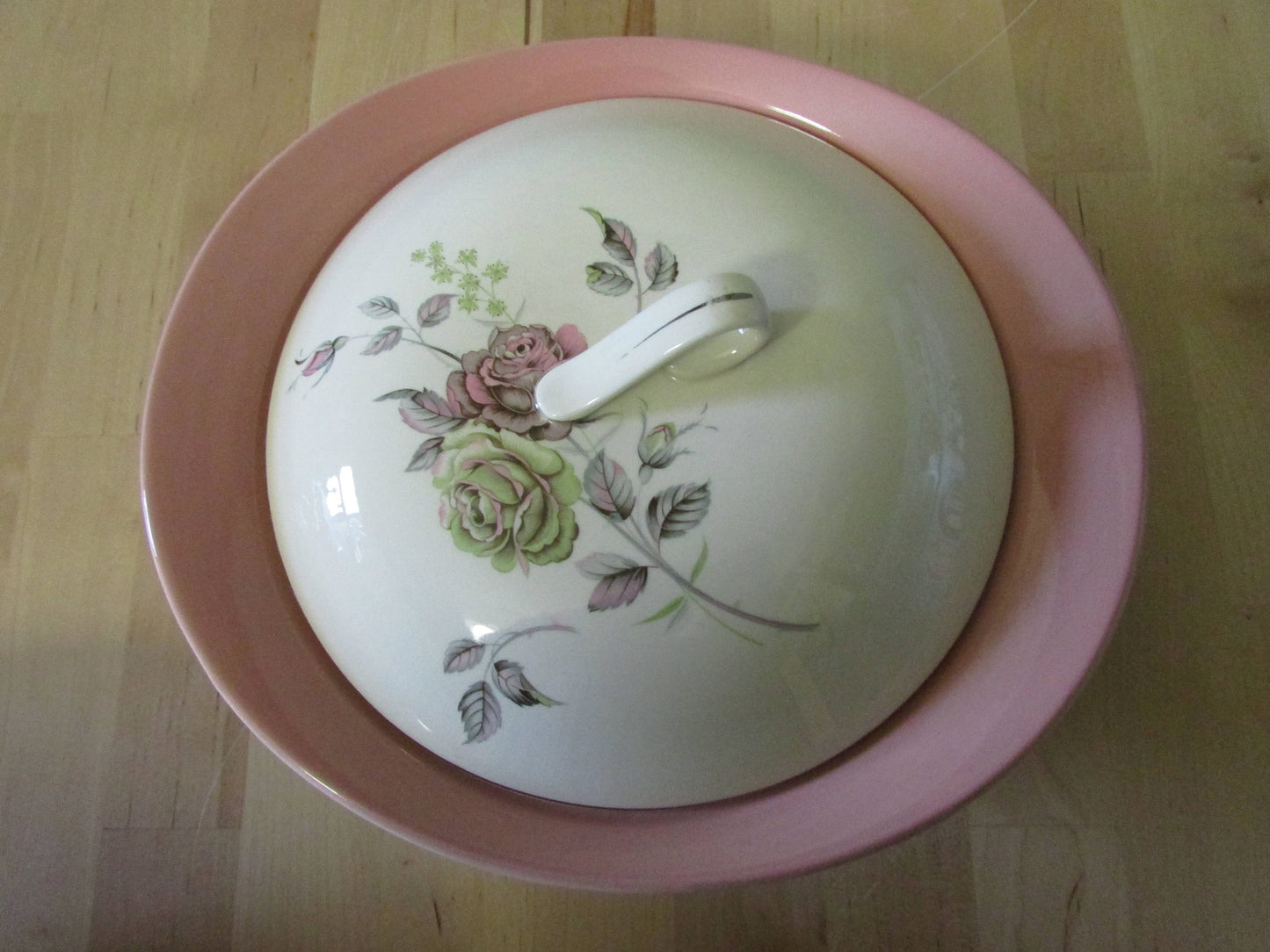 Pair of 1950s/60s Johnson Bros Snowhite pink rose lidded vegetable tureens