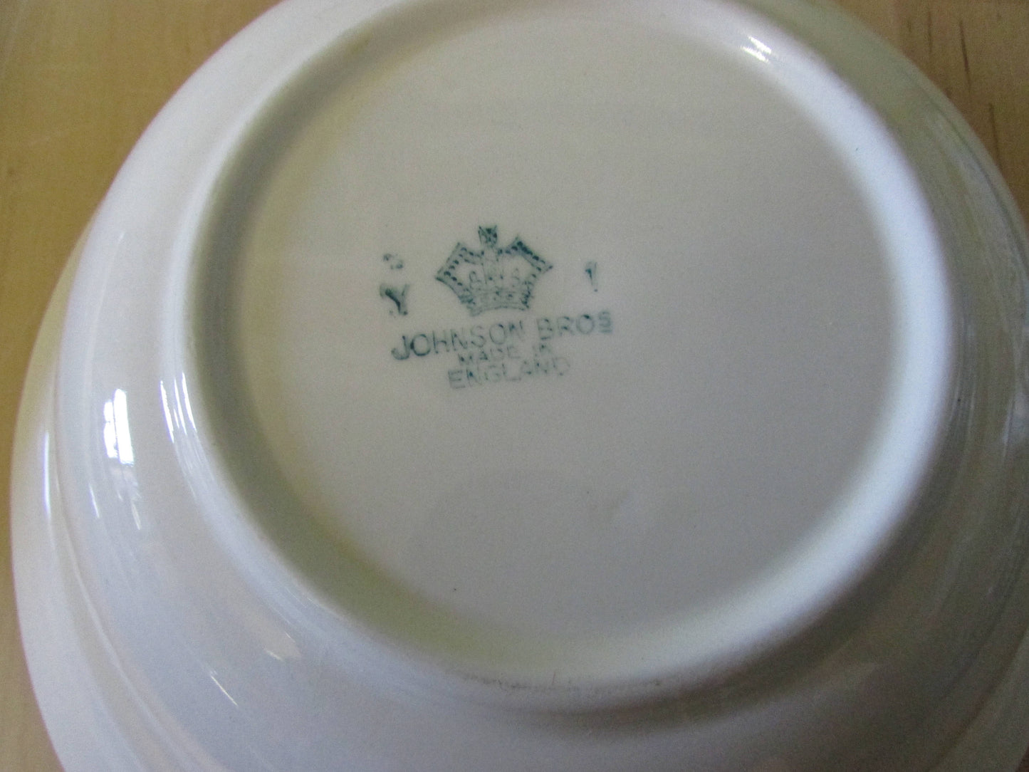 Pair of 1950s/60s Johnson Bros Snowhite pink rose lidded vegetable tureens