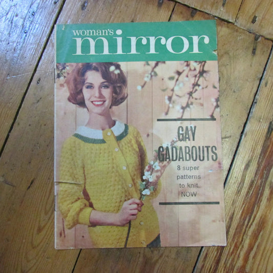 1960s Woman's Mirror "Gay Gadabouts" 8 knitting pattern booklet