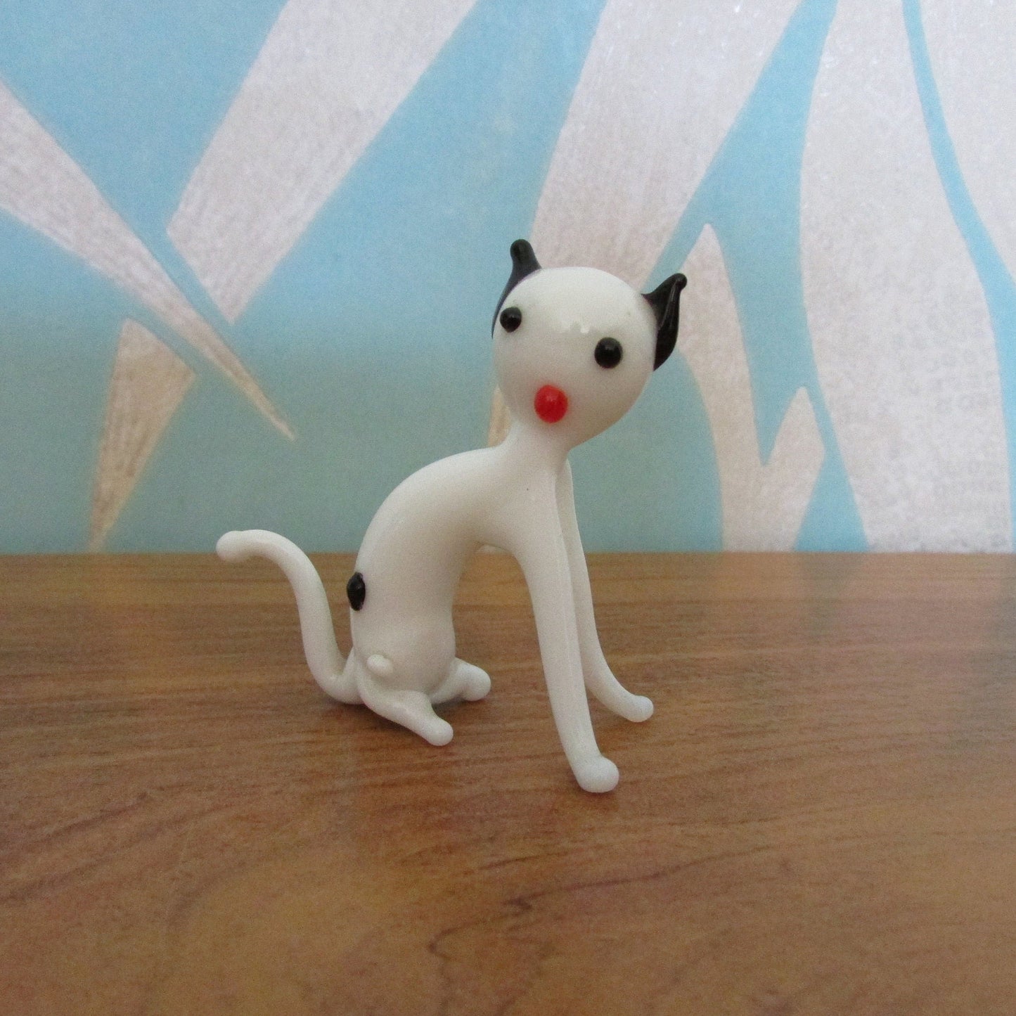Vintage small blown glass Siamese cat figurine