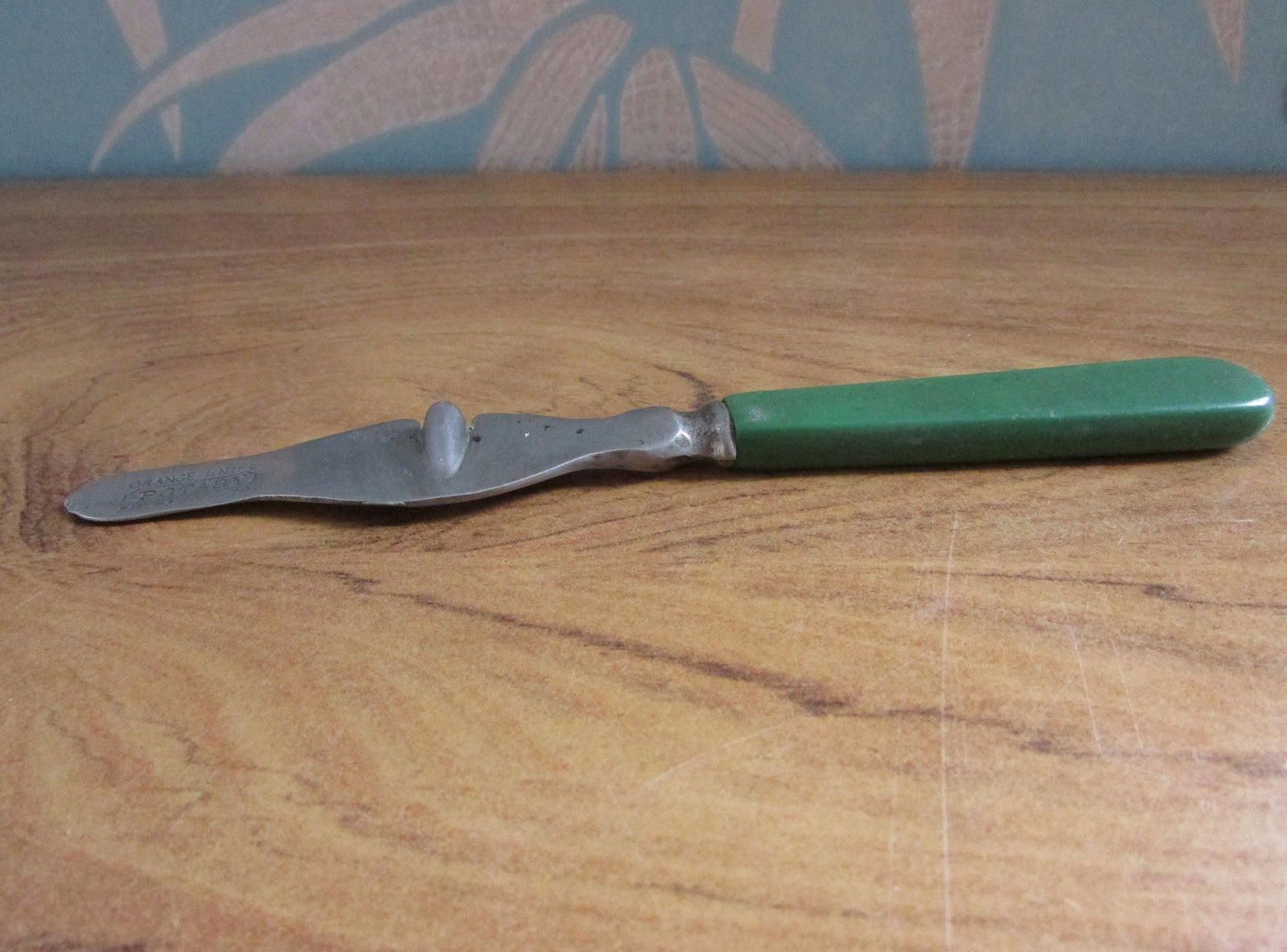circa. 1940s green-handled Rotary orange knife/peeler