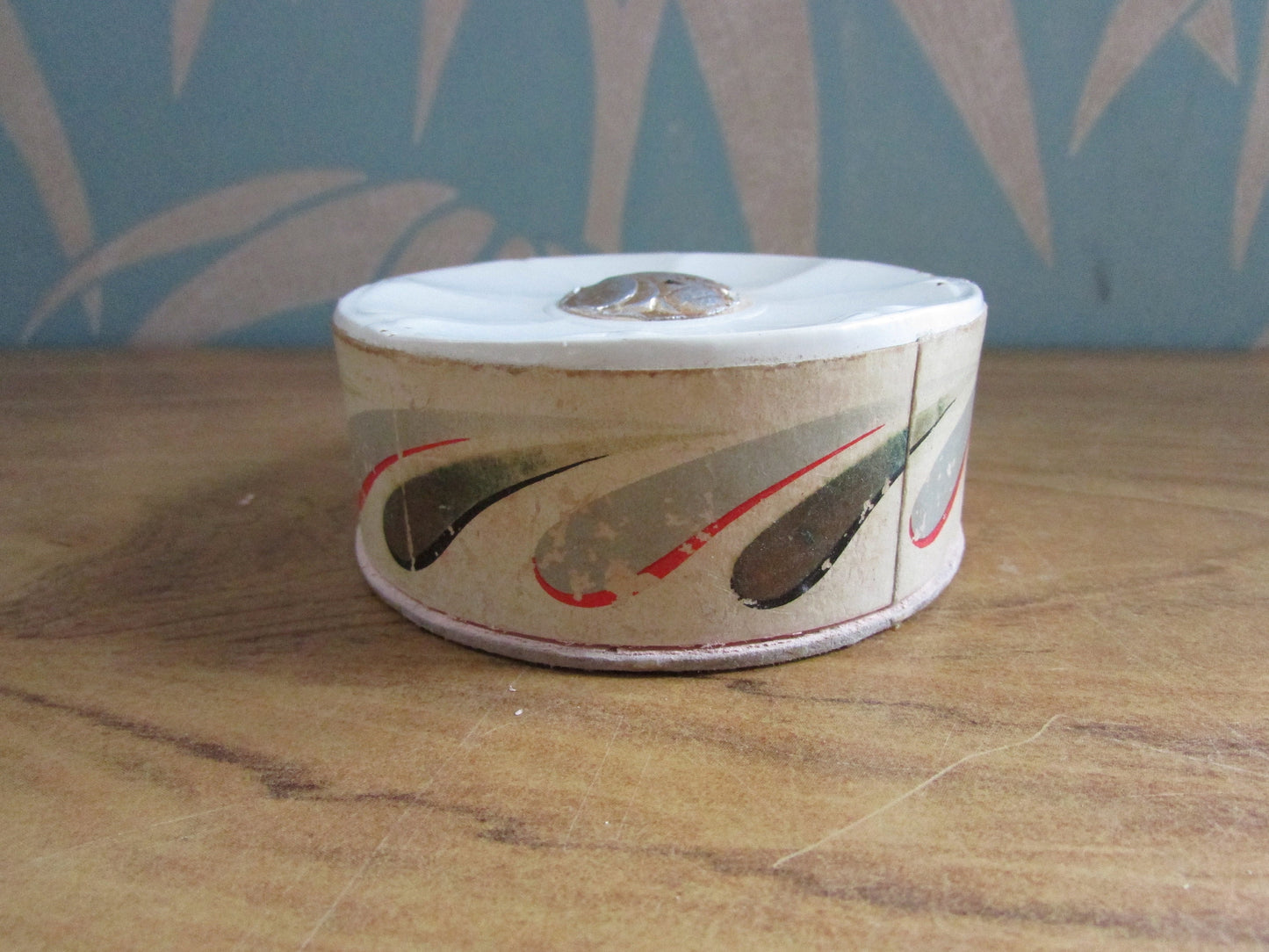 Vintage Yardley Complexion Powder box, Rose Tan, empty