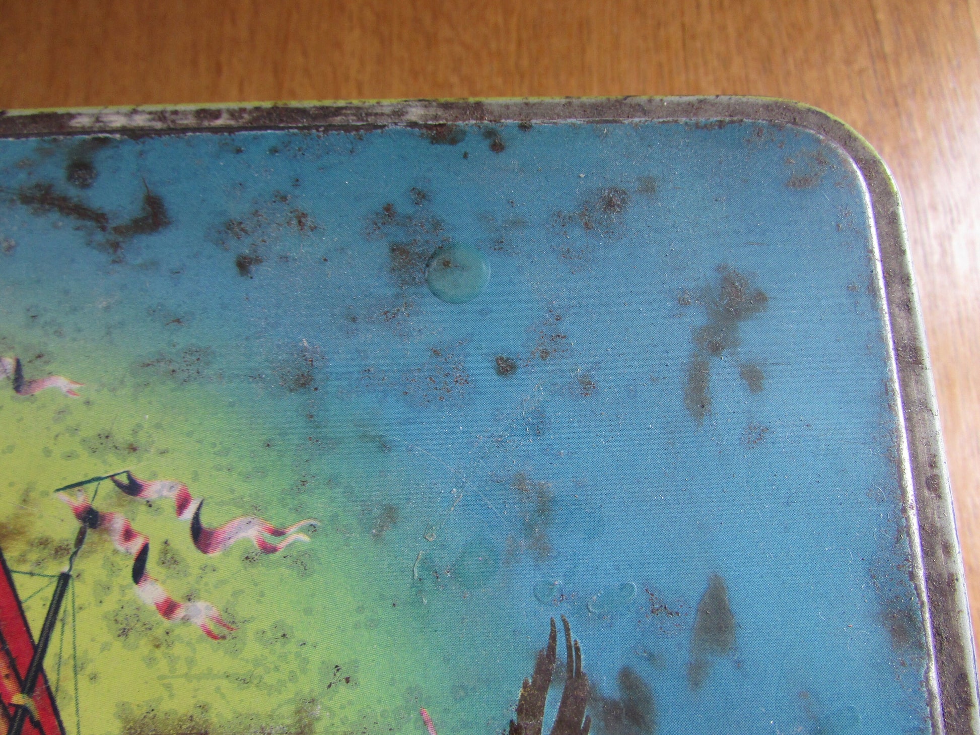 Mid-century CWS Ltd Crumpsall Cardiff & Harlow "Full Sail" biscuit tin