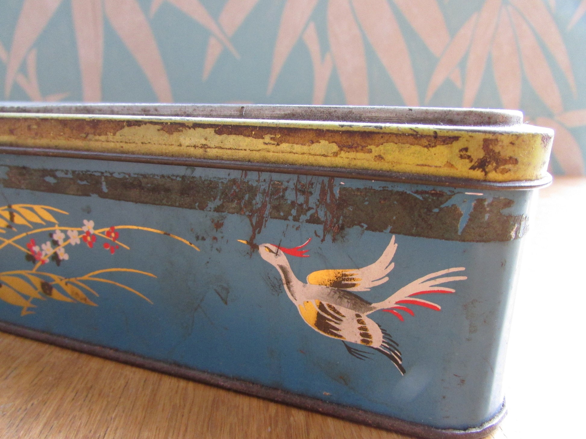 Mid-century CWS Ltd Crumpsall Cardiff & Harlow "Full Sail" biscuit tin