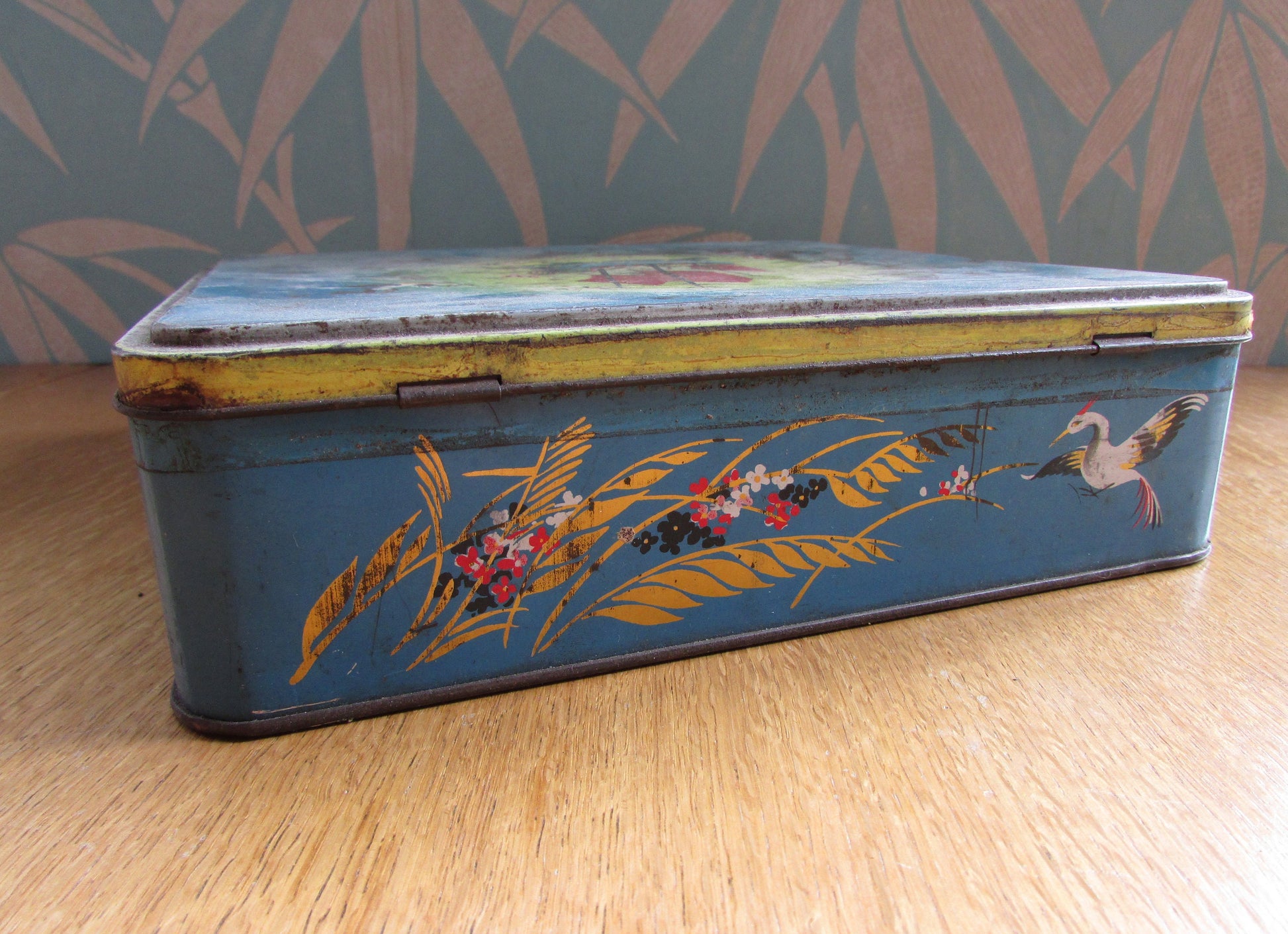 Mid-century CWS Ltd Crumpsall Cardiff & Harlow "Full Sail" biscuit tin